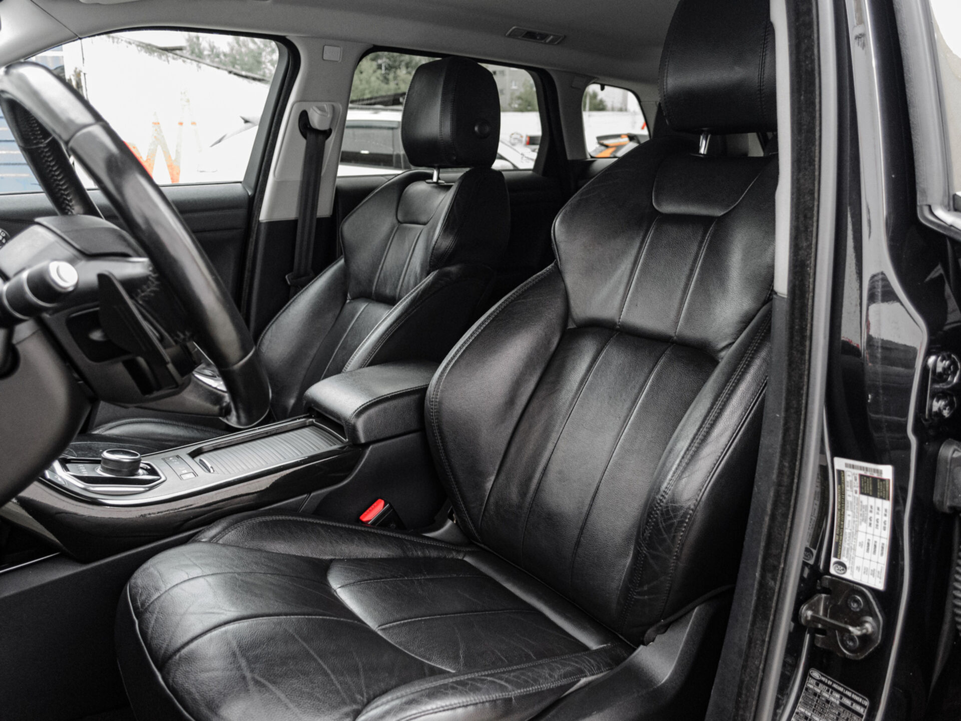 Купить Land Rover Range Rover Evoque 2.0 AT (290 л.с.) 4WD, 2017 в Екатеренбурге