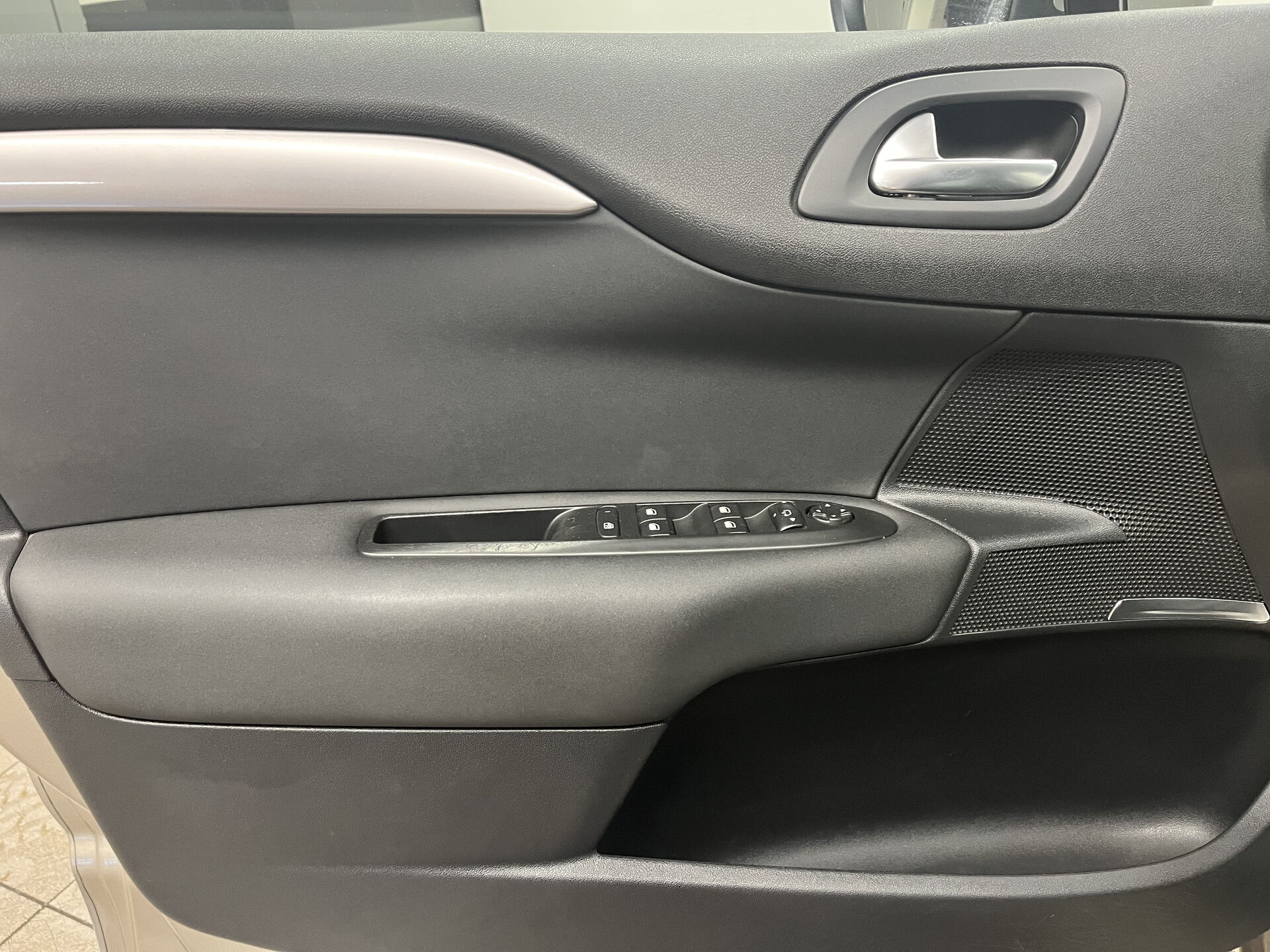 Citroen C4 Exclusive 2012 г.в., 207 218 км.