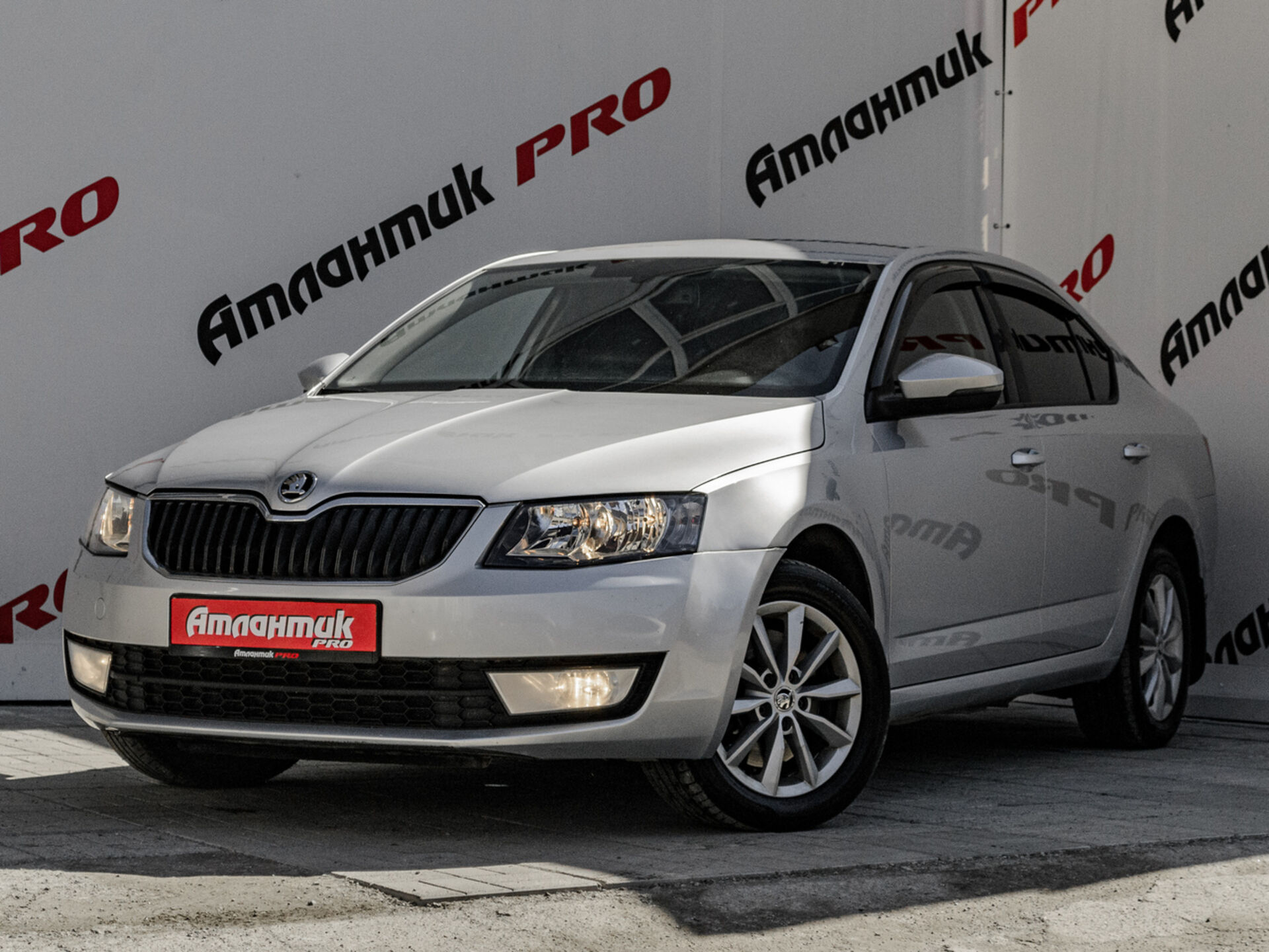 Купить Skoda Octavia 1.8 AMT (180 л.с.), 2014 в Екатеренбурге