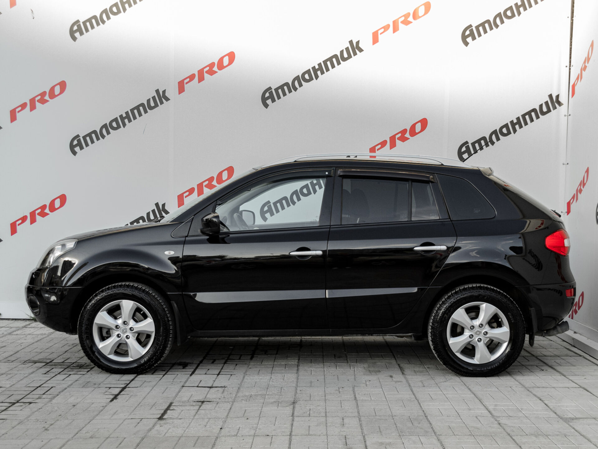 Купить Renault Koleos 2.5 CVT (171 л.с.) 4WD, 2008 в Екатеренбурге