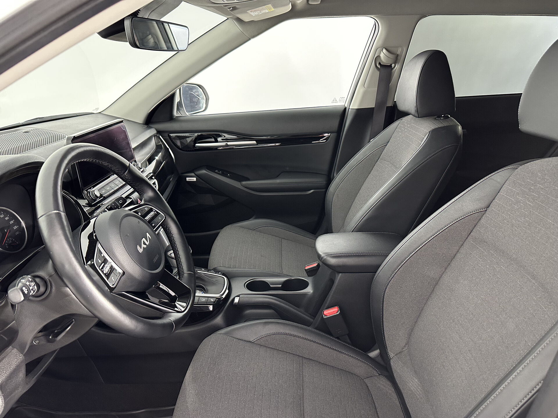 Kia Seltos Prestige 2022 г.в., 60 000 км.