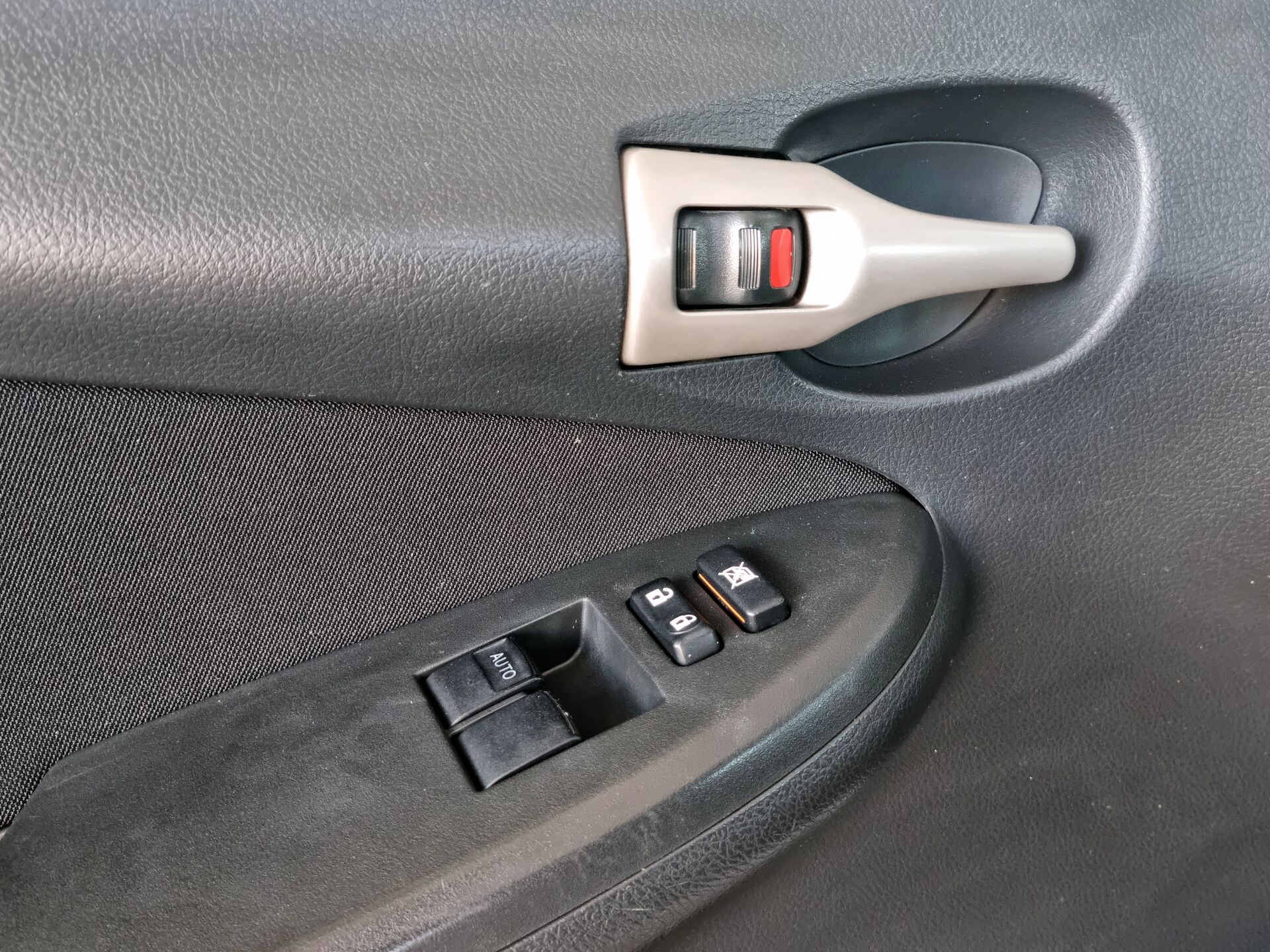 Toyota Corolla Комфорт 2007 г.в., 229 507 км.