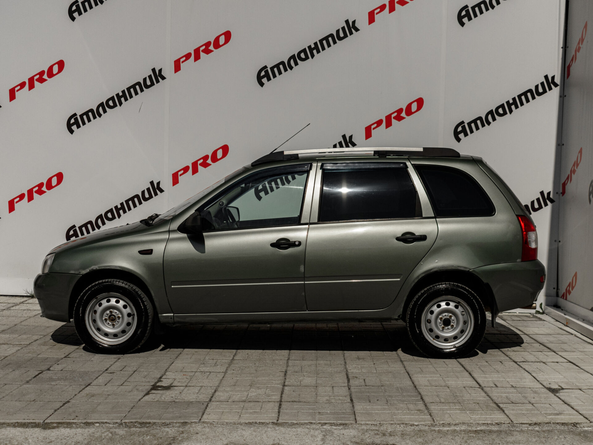 Купить Lada (ВАЗ) Kalina 1.6 MT (81 л.с.), 2012 в Екатеренбурге