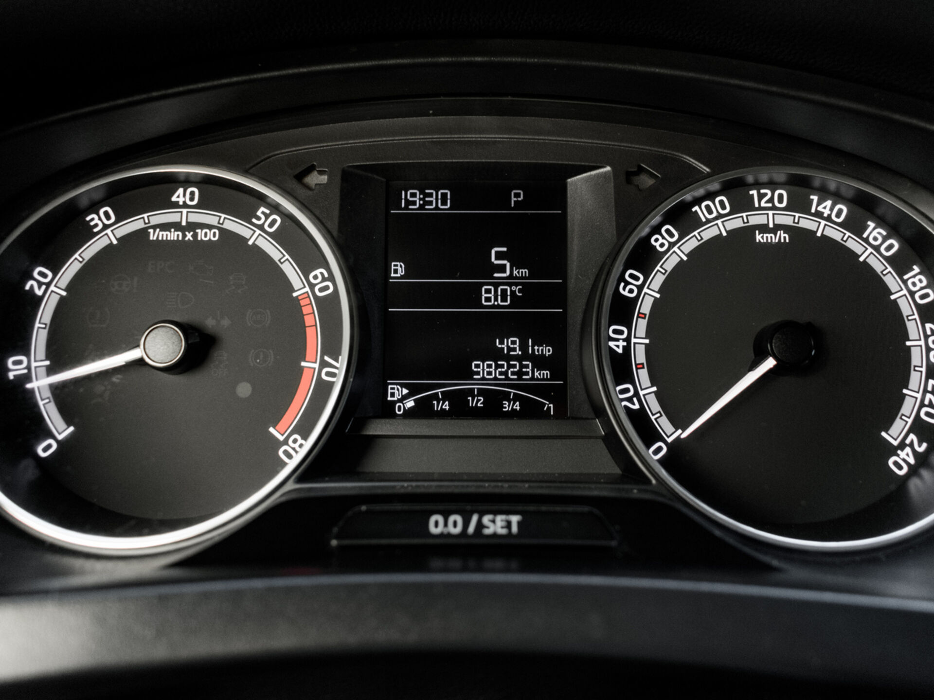 Купить Skoda Rapid 1.6 AT (110 л.с.), 2017 в Екатеренбурге