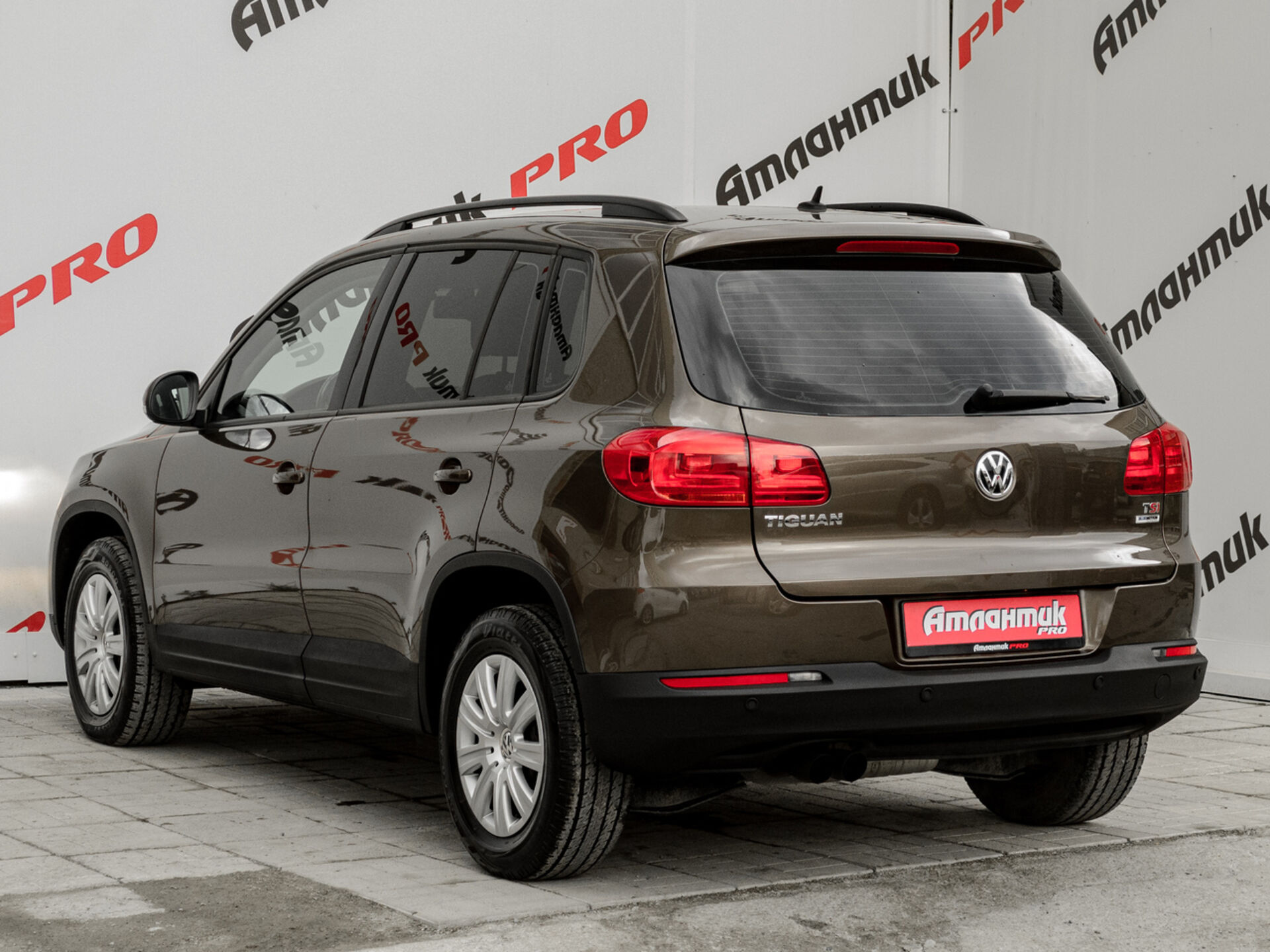 Купить Volkswagen Tiguan 1.4 AMT (150 л.с.), 2015 в Екатеренбурге