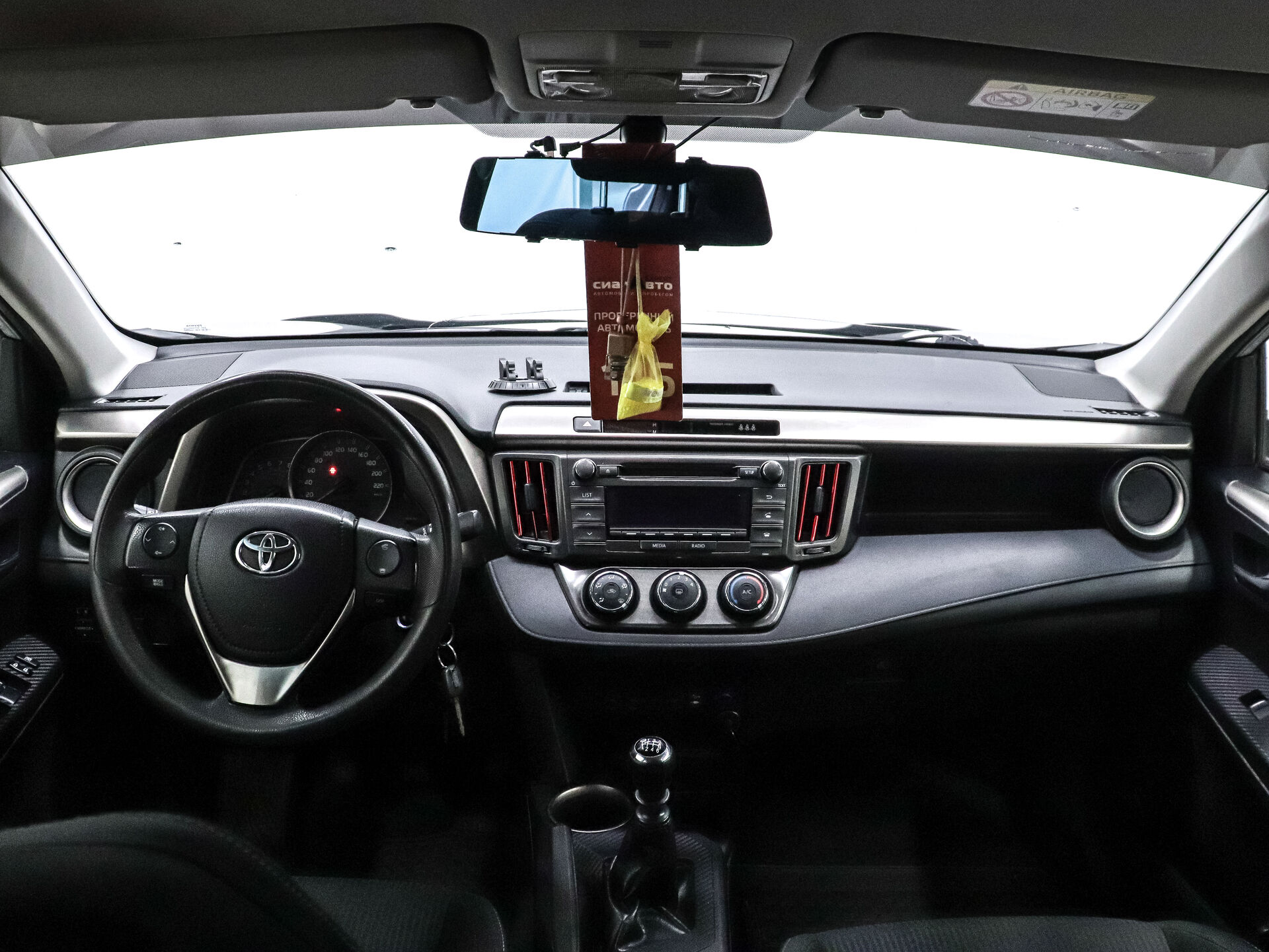 Toyota RAV4 2013 17