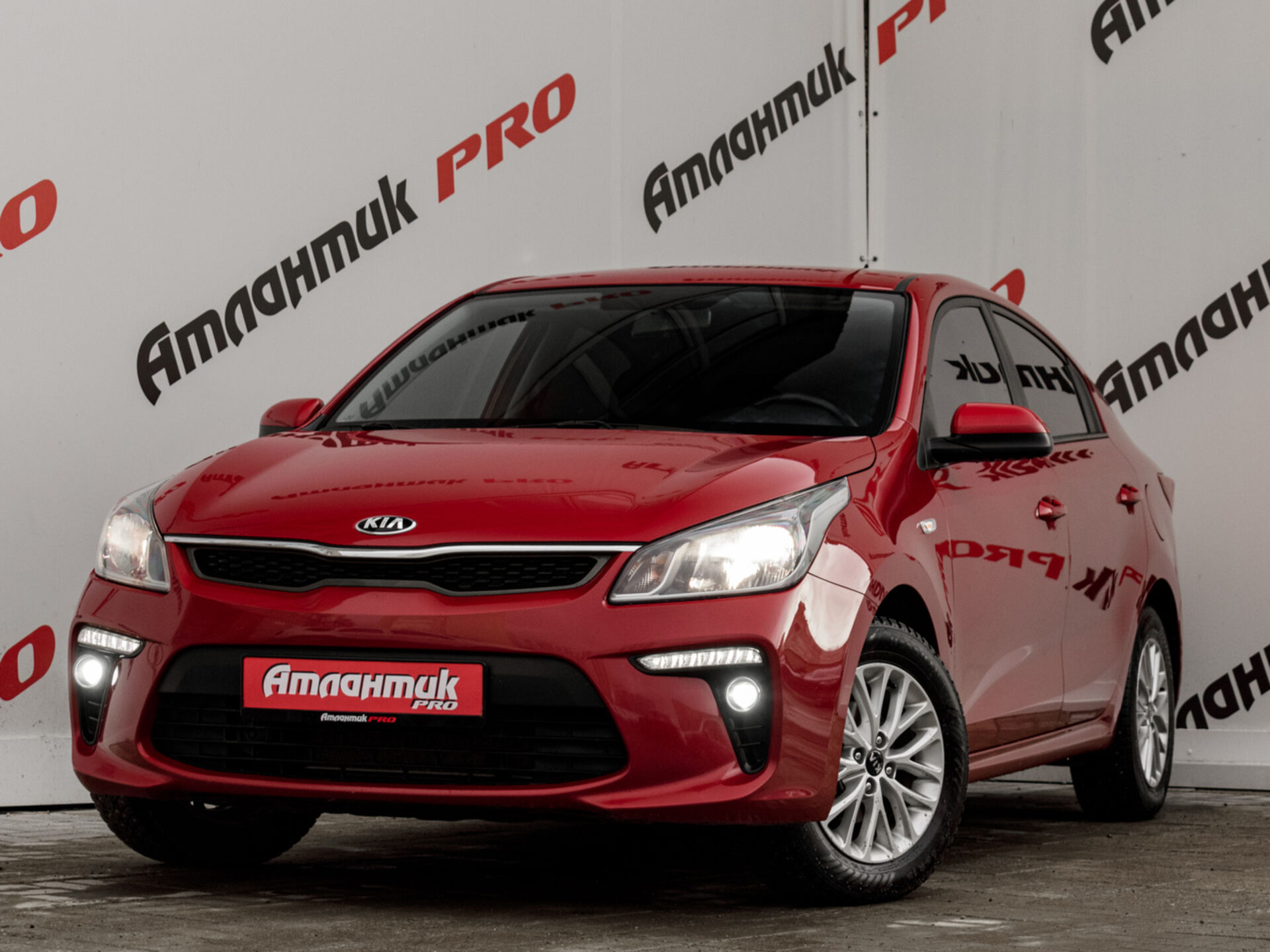 Купить Kia Rio 1.6 MT (123 л.с.), 2019 в Екатеренбурге