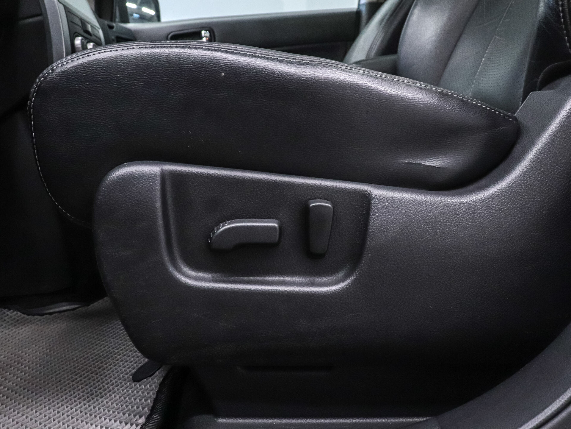 Nissan X-Trail 2010 10