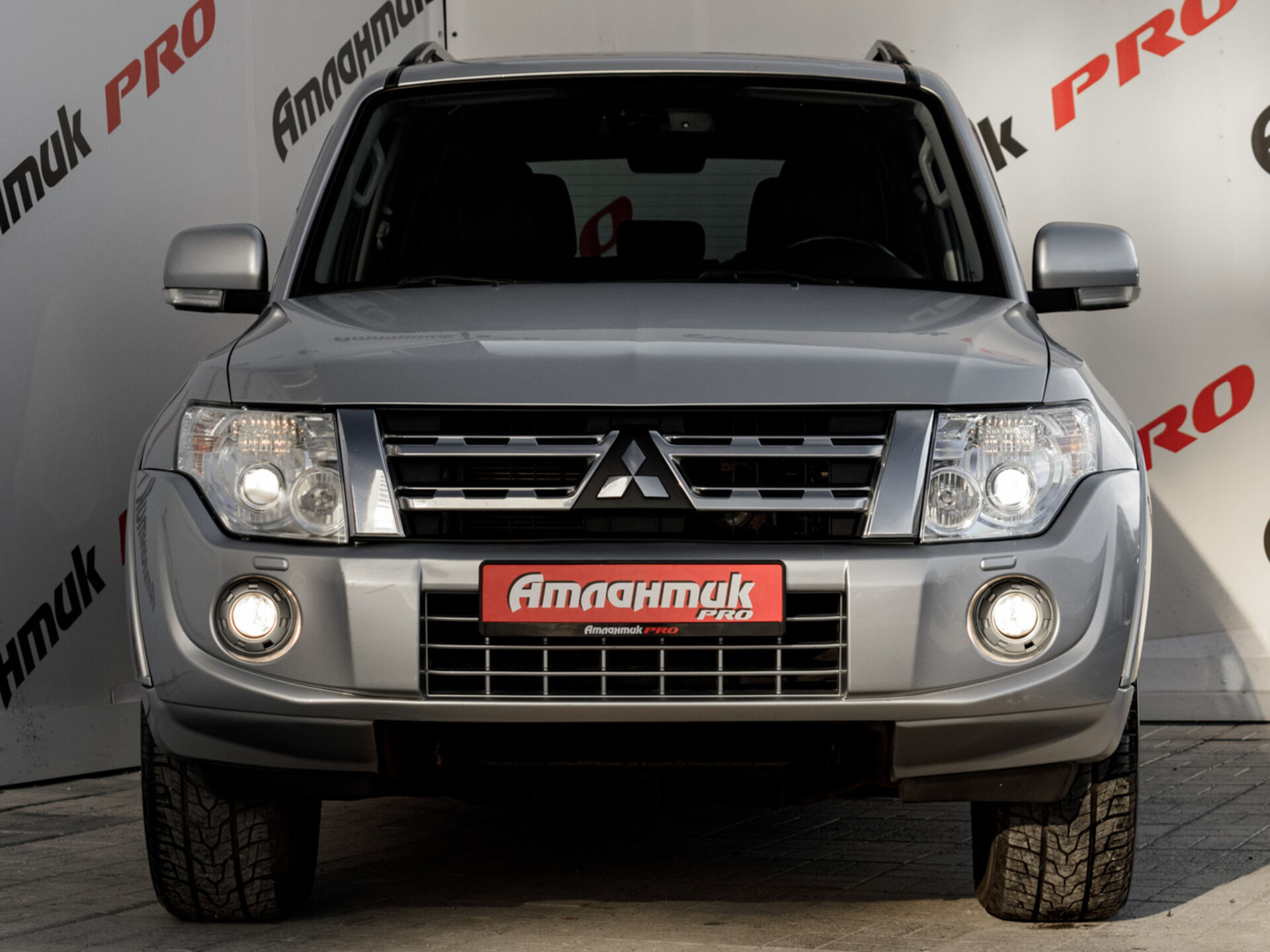 Купить Mitsubishi Pajero 3.0 AT (178 л.с.) 4WD, 2012 в Екатеренбурге