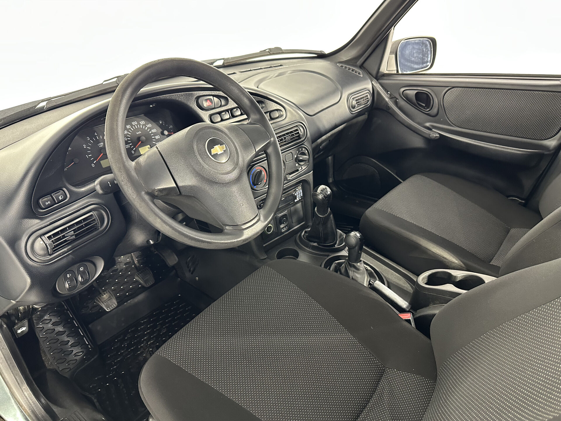 Chevrolet Niva LE 2011 г.в., 66 365 км.