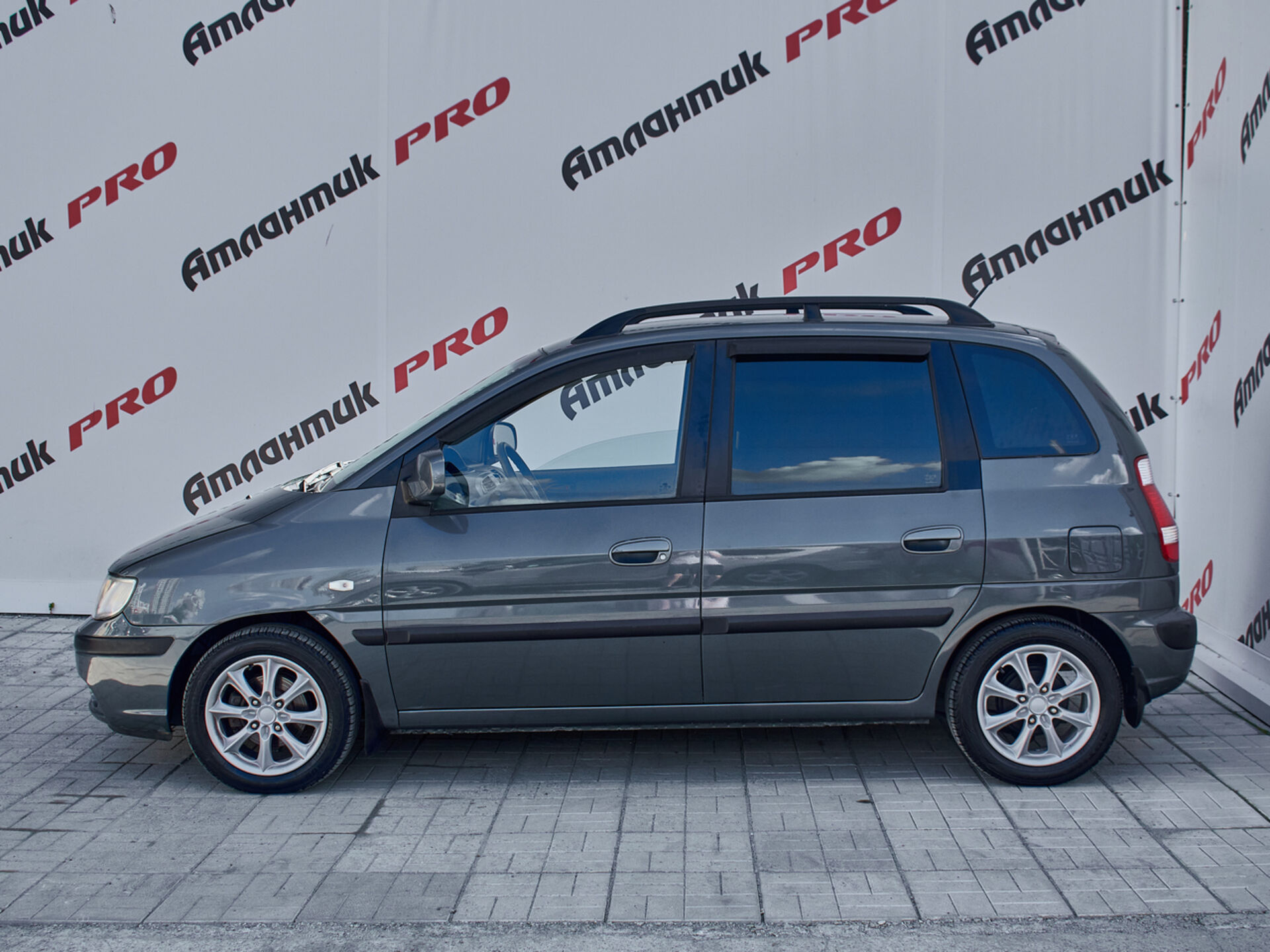 Купить Hyundai Matrix 1.8 AT (122 л.с.), 2008 в Екатеренбурге