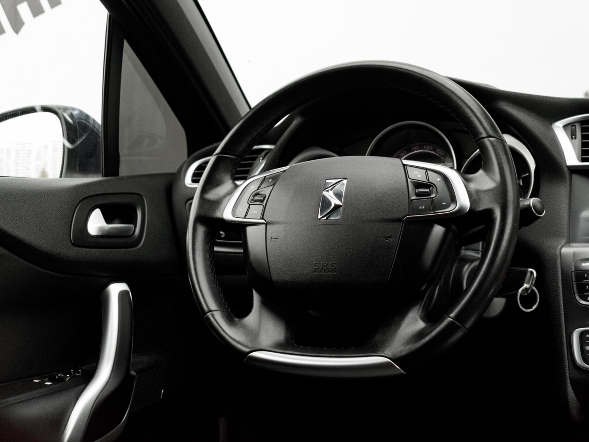 Купить Citroen DS4 1.6 AT (150 л.с.), 2012 в Екатеренбурге