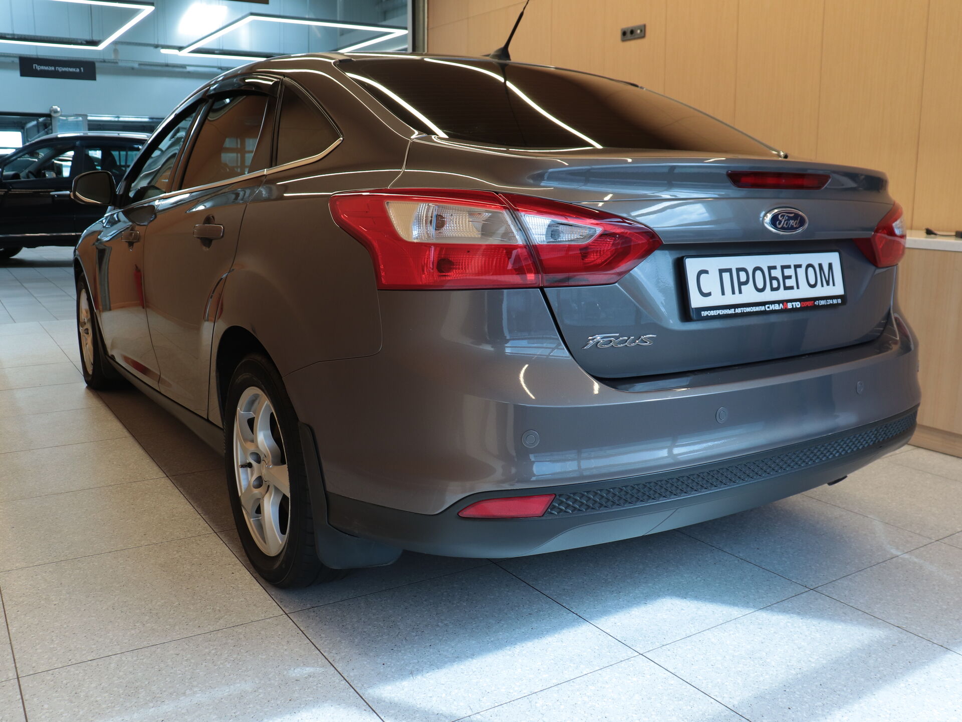 Ford Focus 2011 5