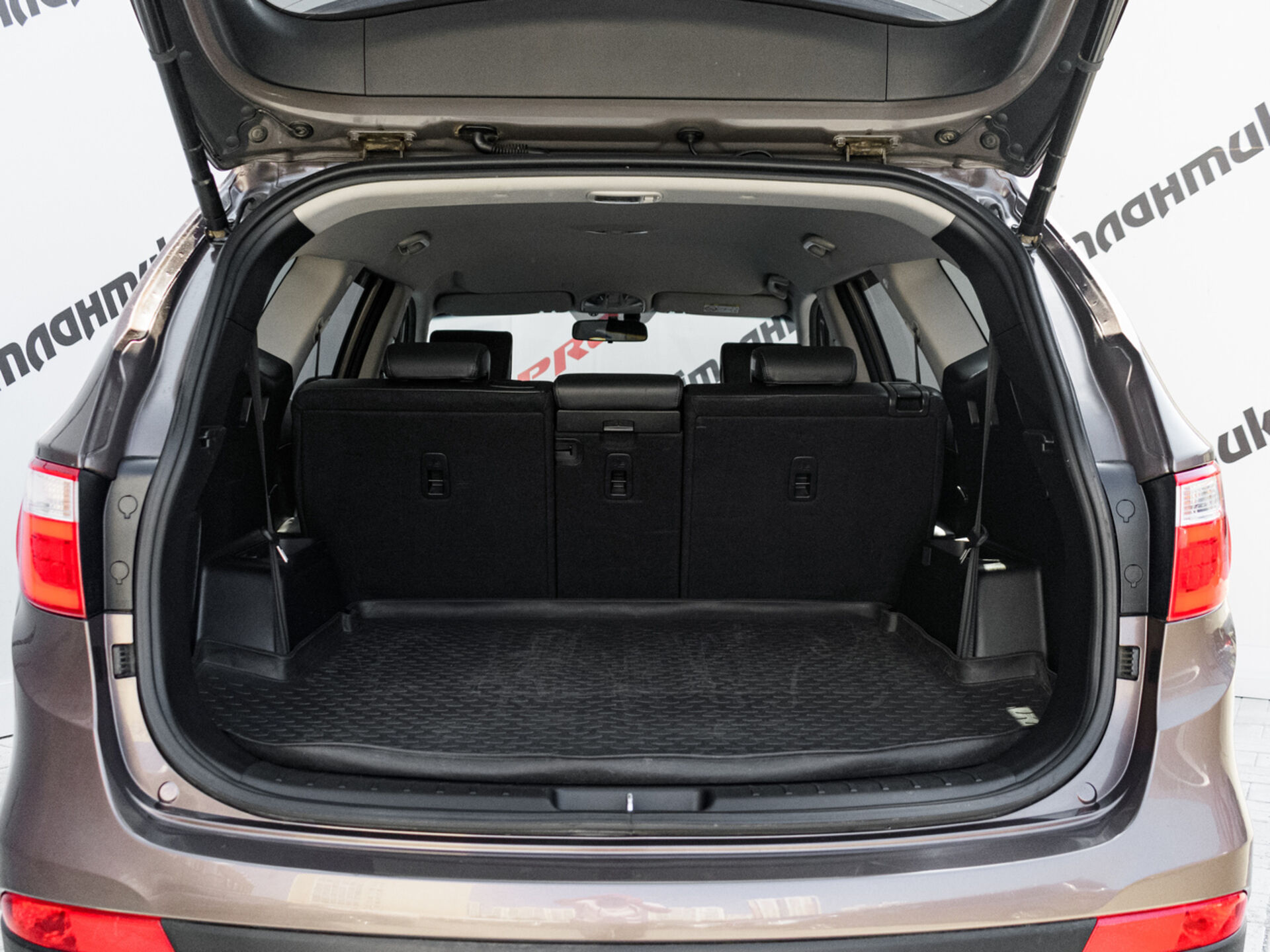 Купить Hyundai Santa Fe Grand 3.3 AT (270 л.с.) 4WD, 2014 в Екатеренбурге