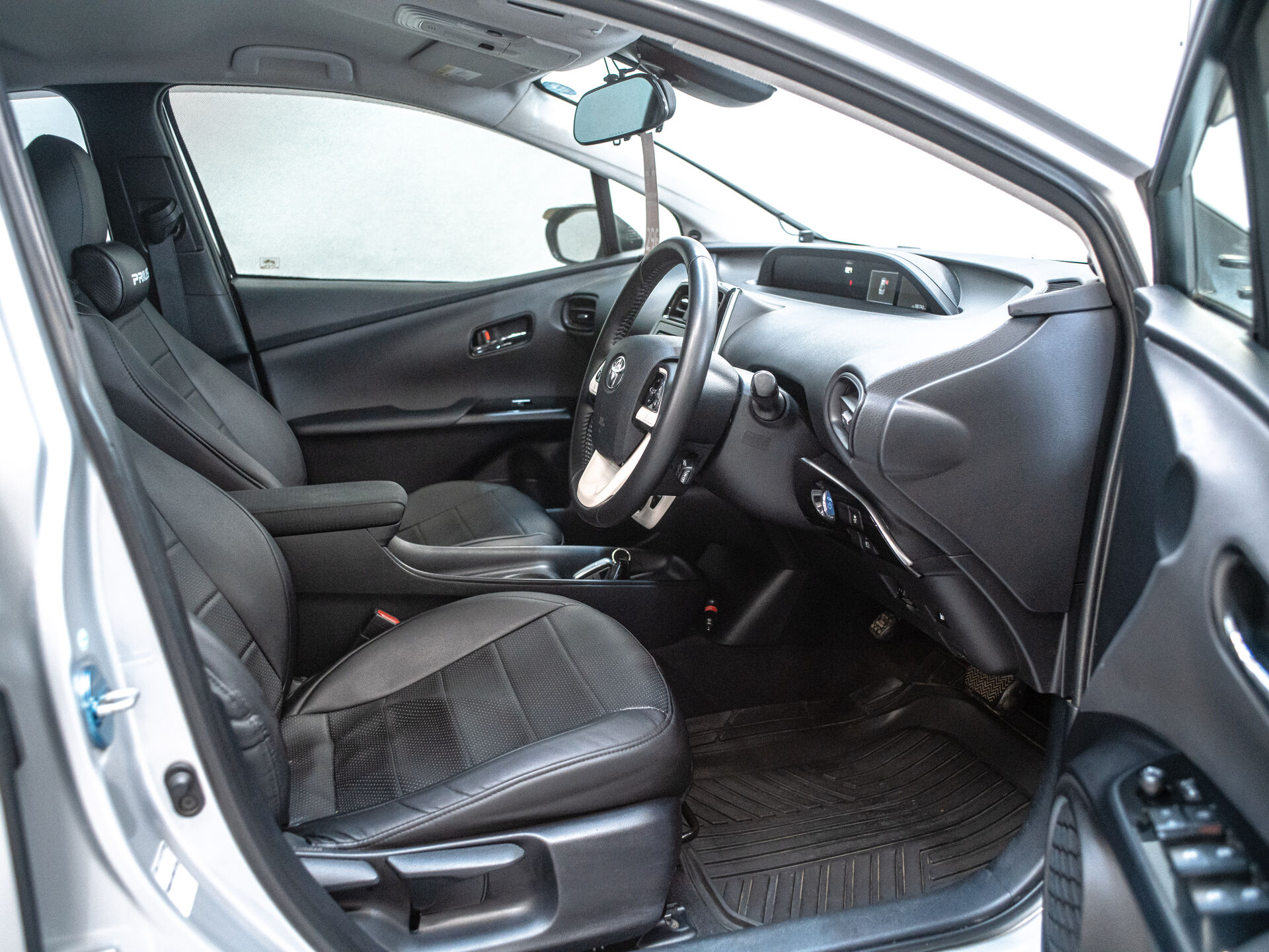 Toyota Prius 2016 15