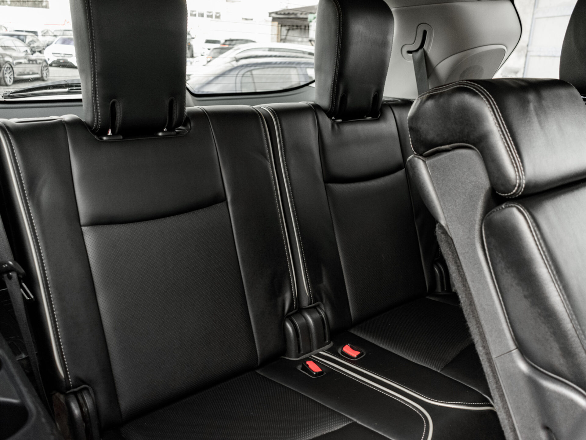 Купить Infiniti QX60 3.5 CVT (262 л.с.) 4WD, 2017 в Екатеренбурге