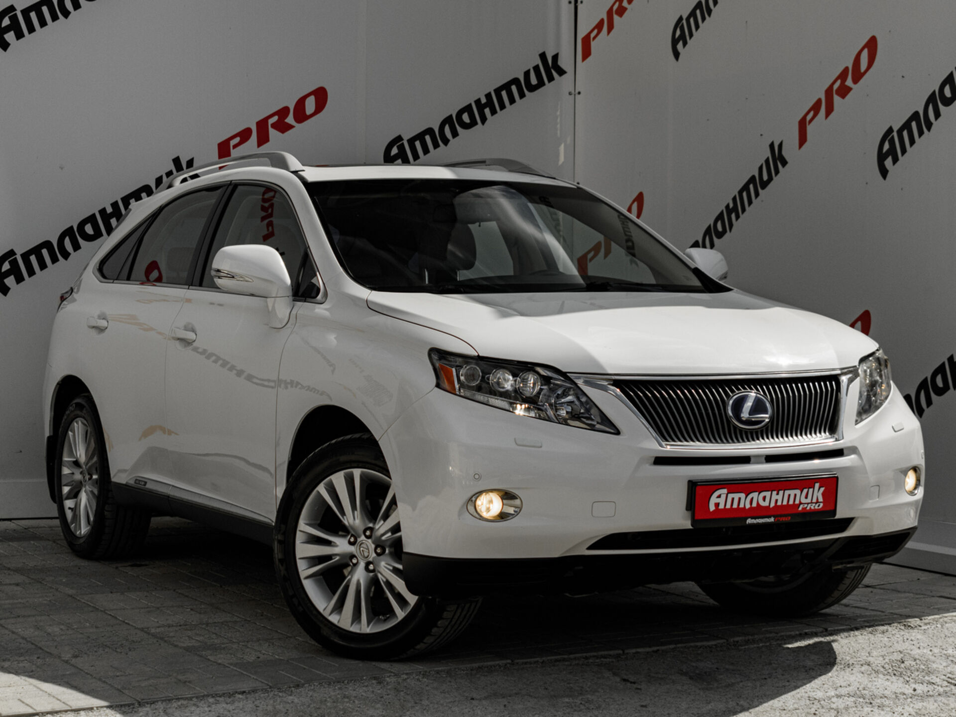 Купить Lexus RX 450h 3.5hyb CVT (249 л.с.) 4WD, 2010 в Екатеренбурге