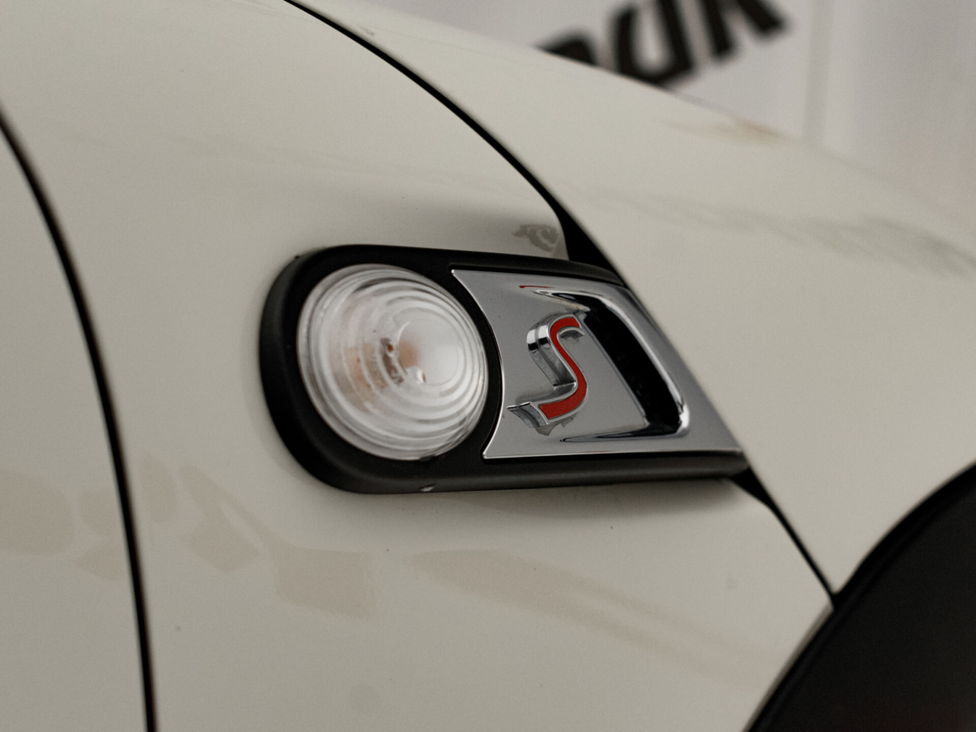 Купить MINI Hatch Cooper S 1.6 AT (184 л.с.), 2012 в Екатеренбурге