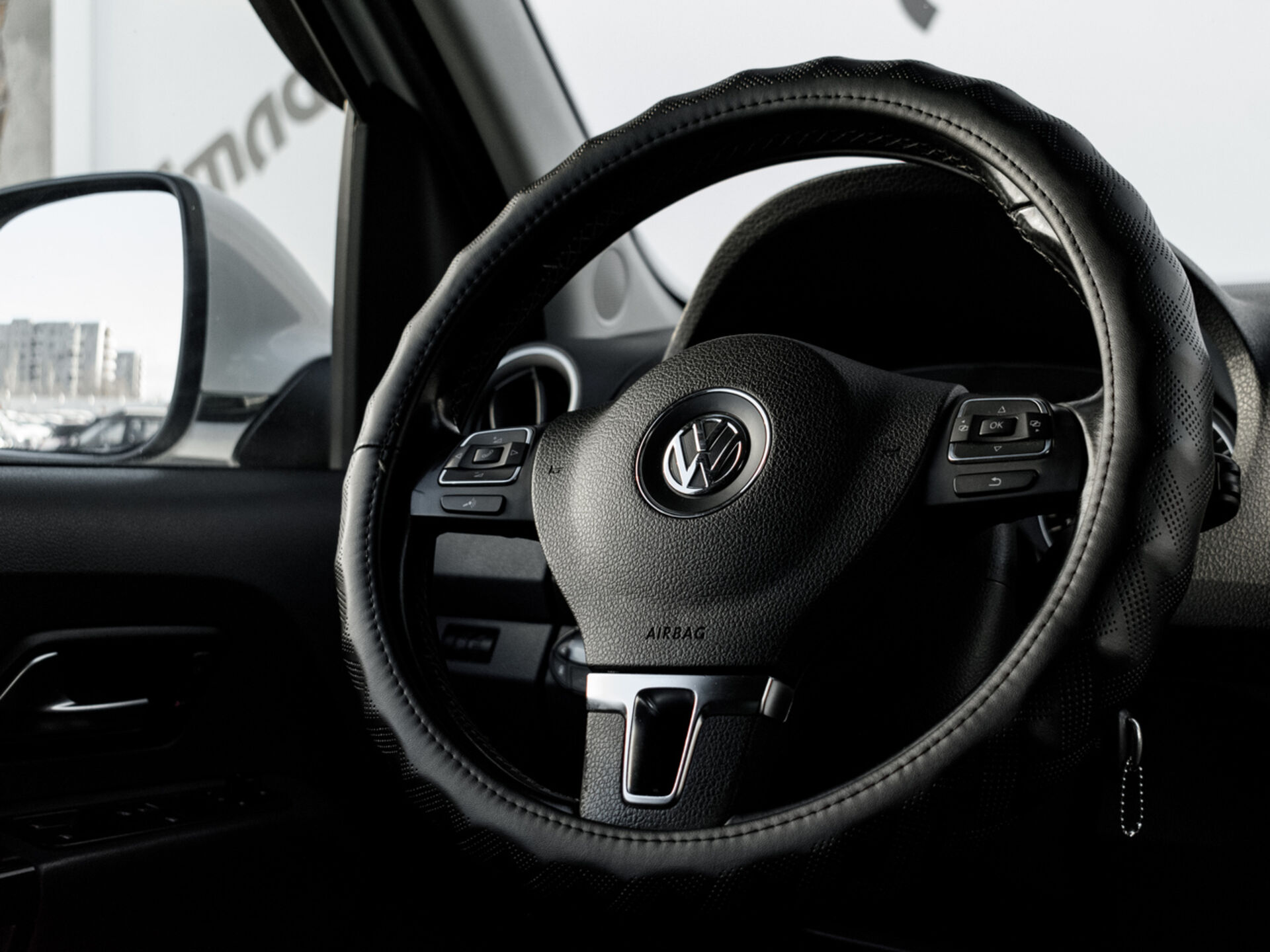 Купить Volkswagen Amarok full-time 2.0d AT (180 л.с.) 4WD, 2013 в Екатеренбурге