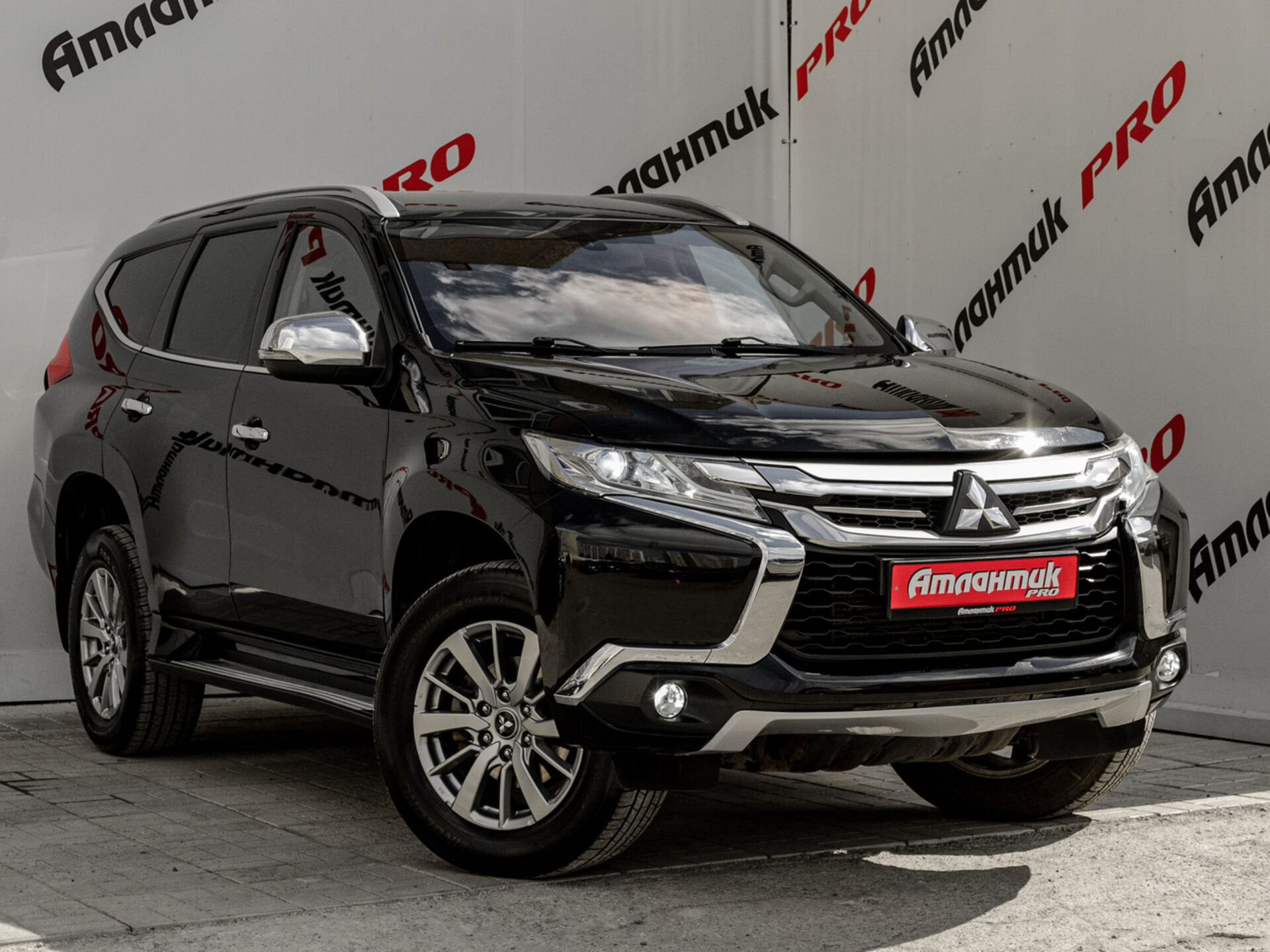 Купить Mitsubishi Pajero Sport 2.4d AT (181 л.с.) 4WD, 2018 в Екатеренбурге