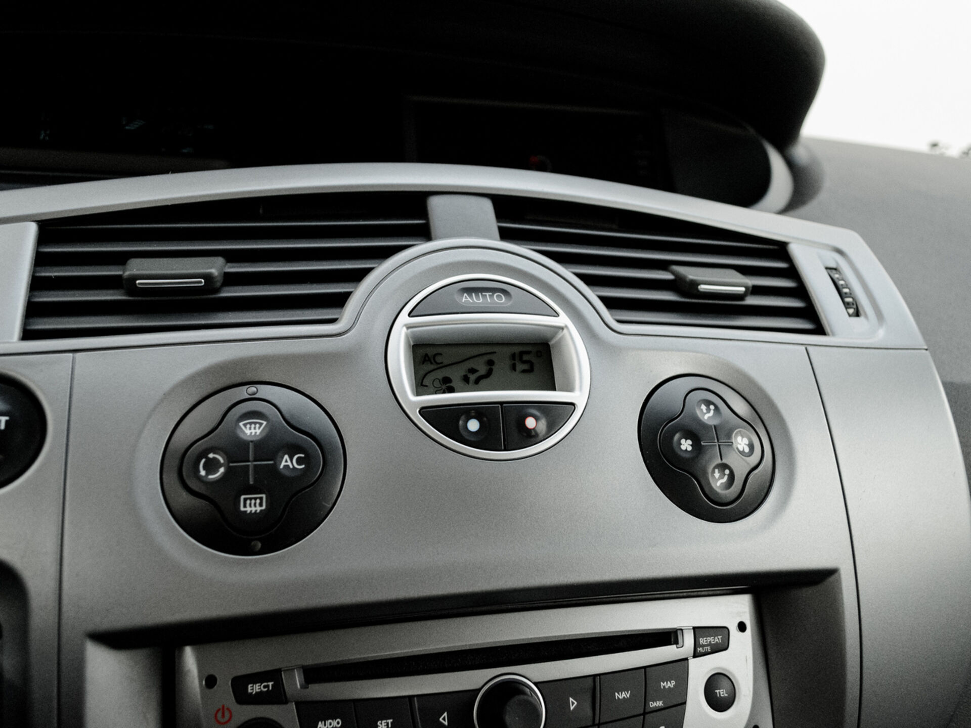 Купить Renault Scenic 1.5d MT (105 л.с.), 2008 в Екатеренбурге