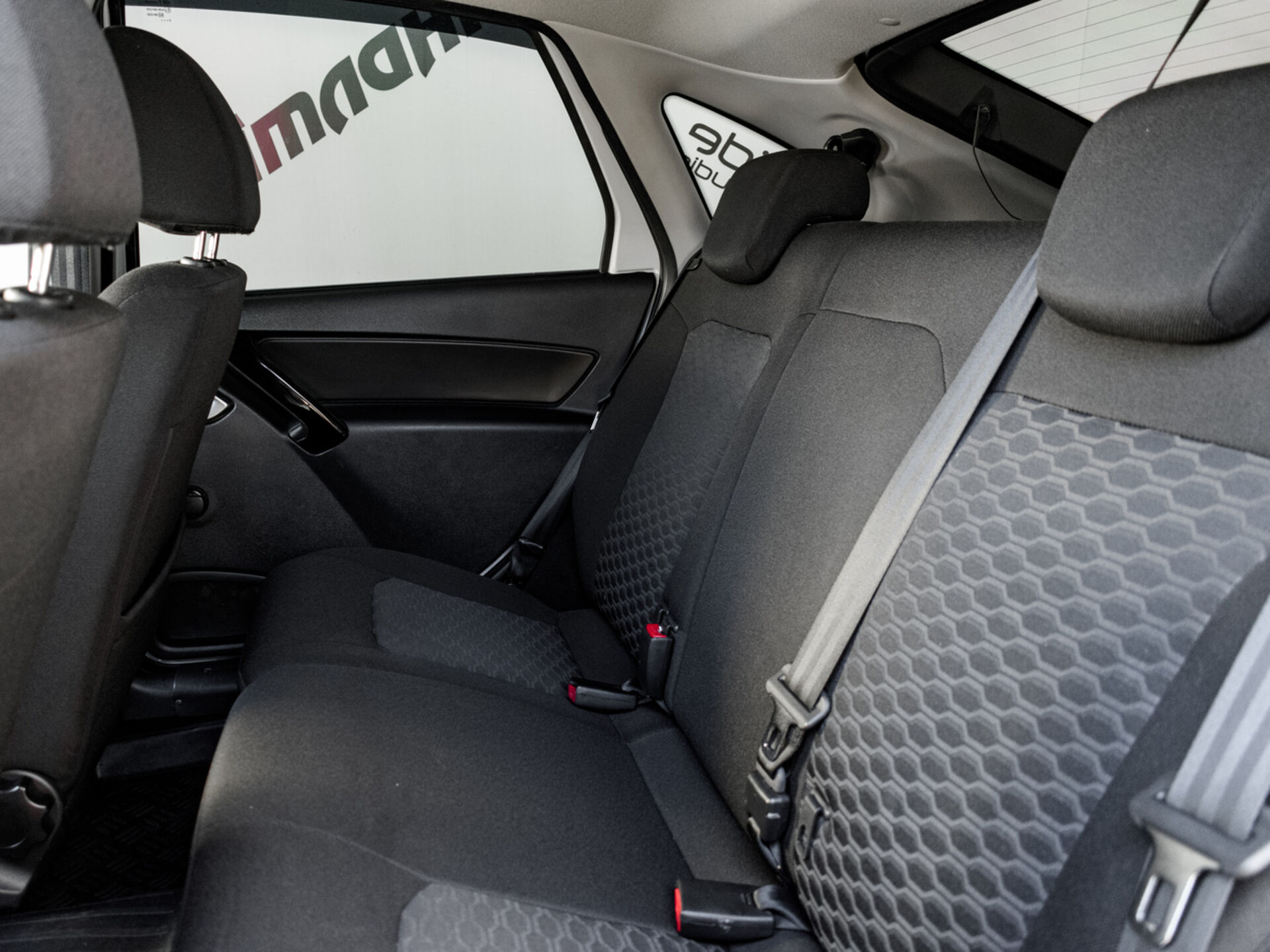 Купить Lada (ВАЗ) Granta 1.6 MT (90 л.с.), 2022 в Екатеренбурге