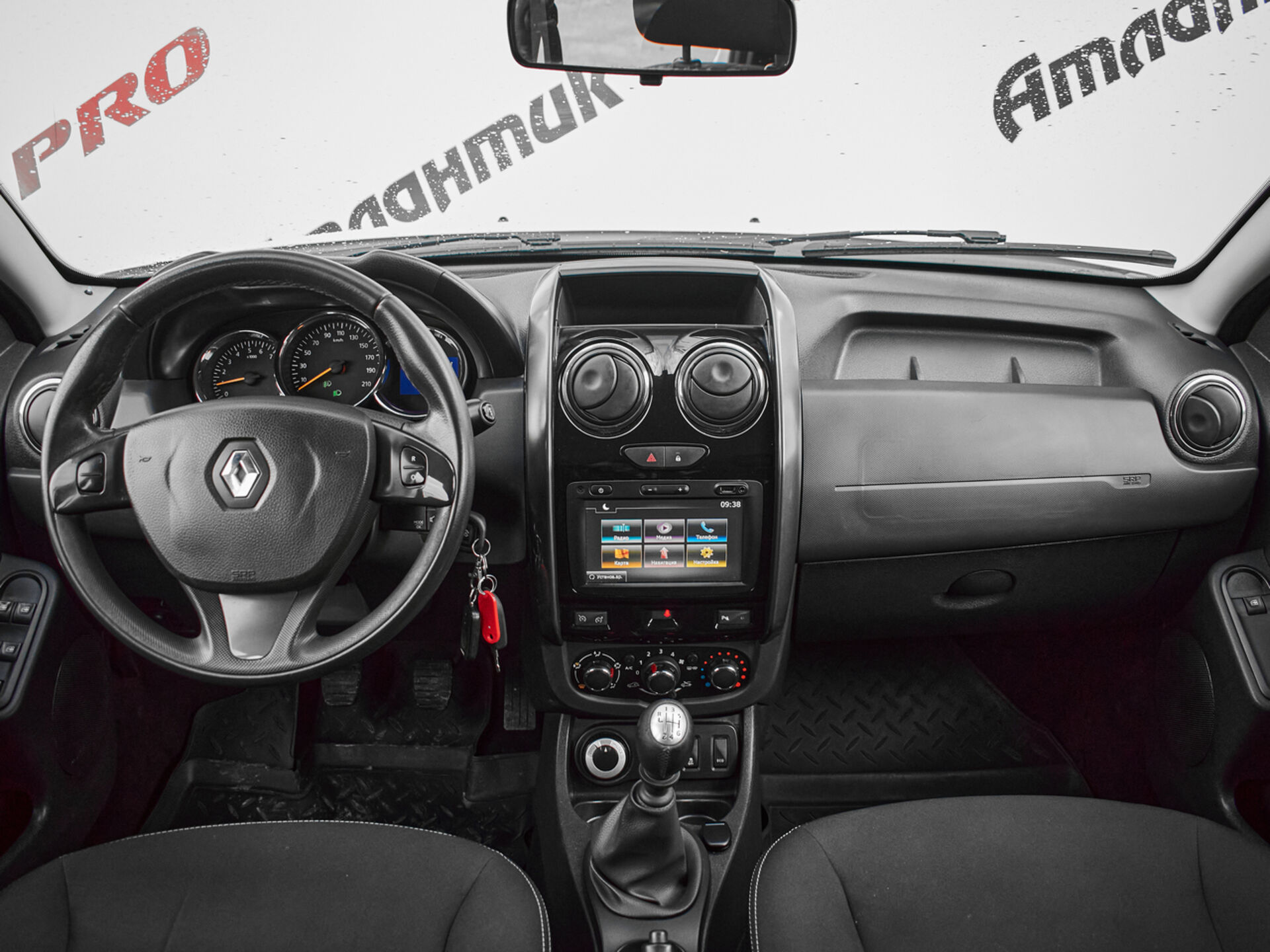 Купить Renault Duster 2.0 MT (143 л.с.) 4WD, 2017 в Екатеренбурге