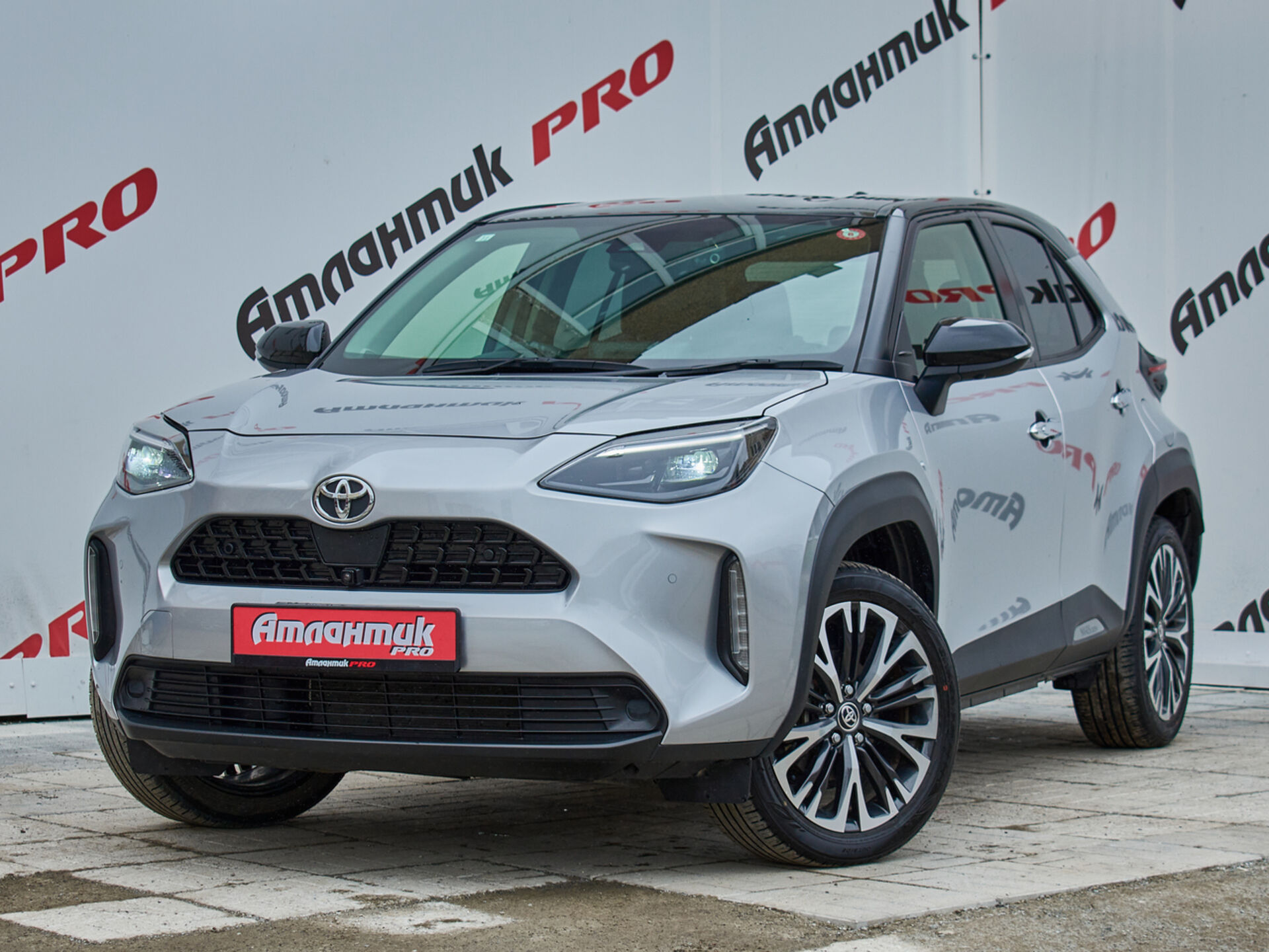 Купить Toyota Yaris Cross 1.5 CVT (120 л.с.), 2020 в Екатеренбурге