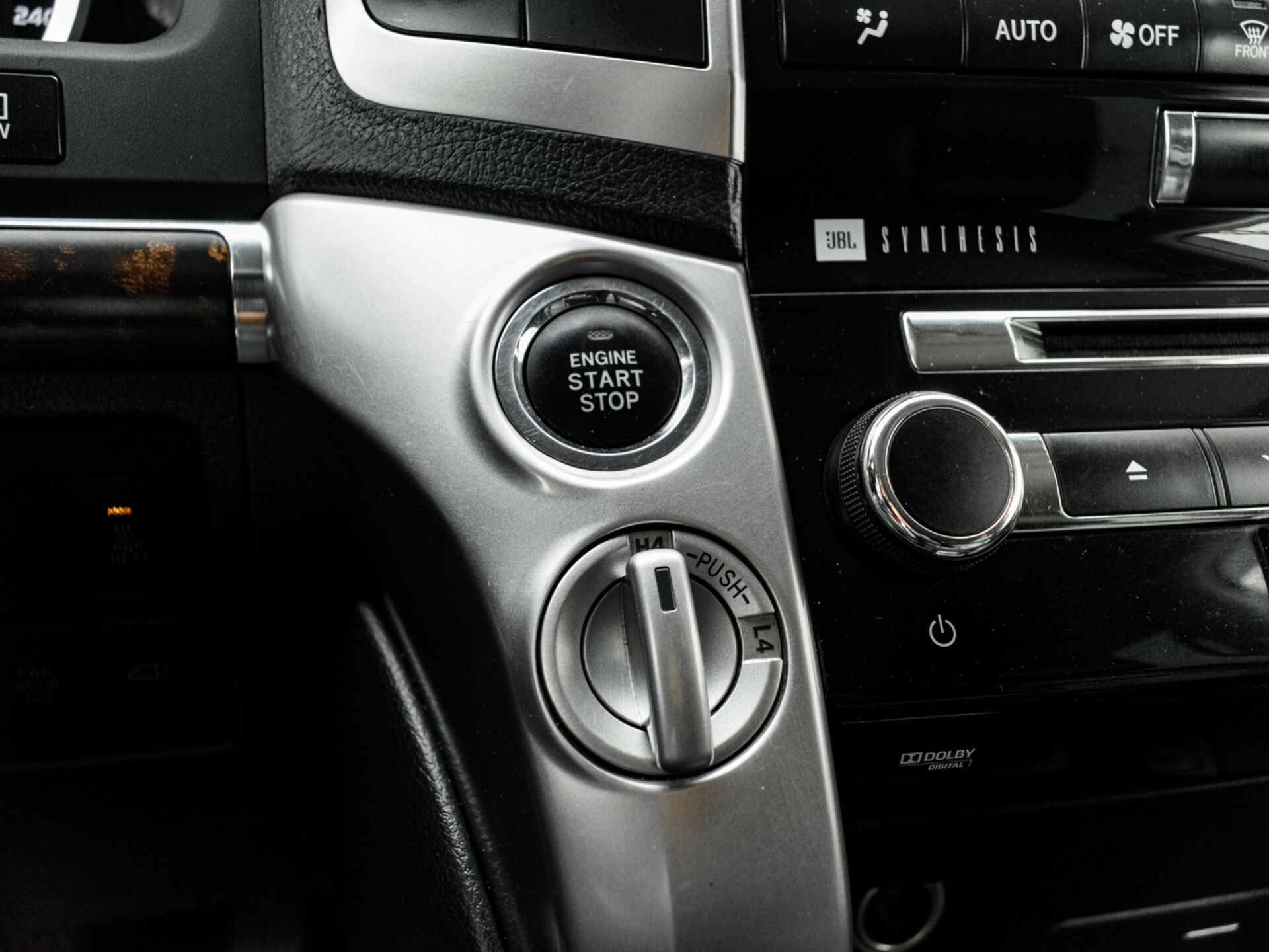 Купить Toyota Land Cruiser 4.5d AT (235 л.с.) 4WD, 2012 в Екатеренбурге