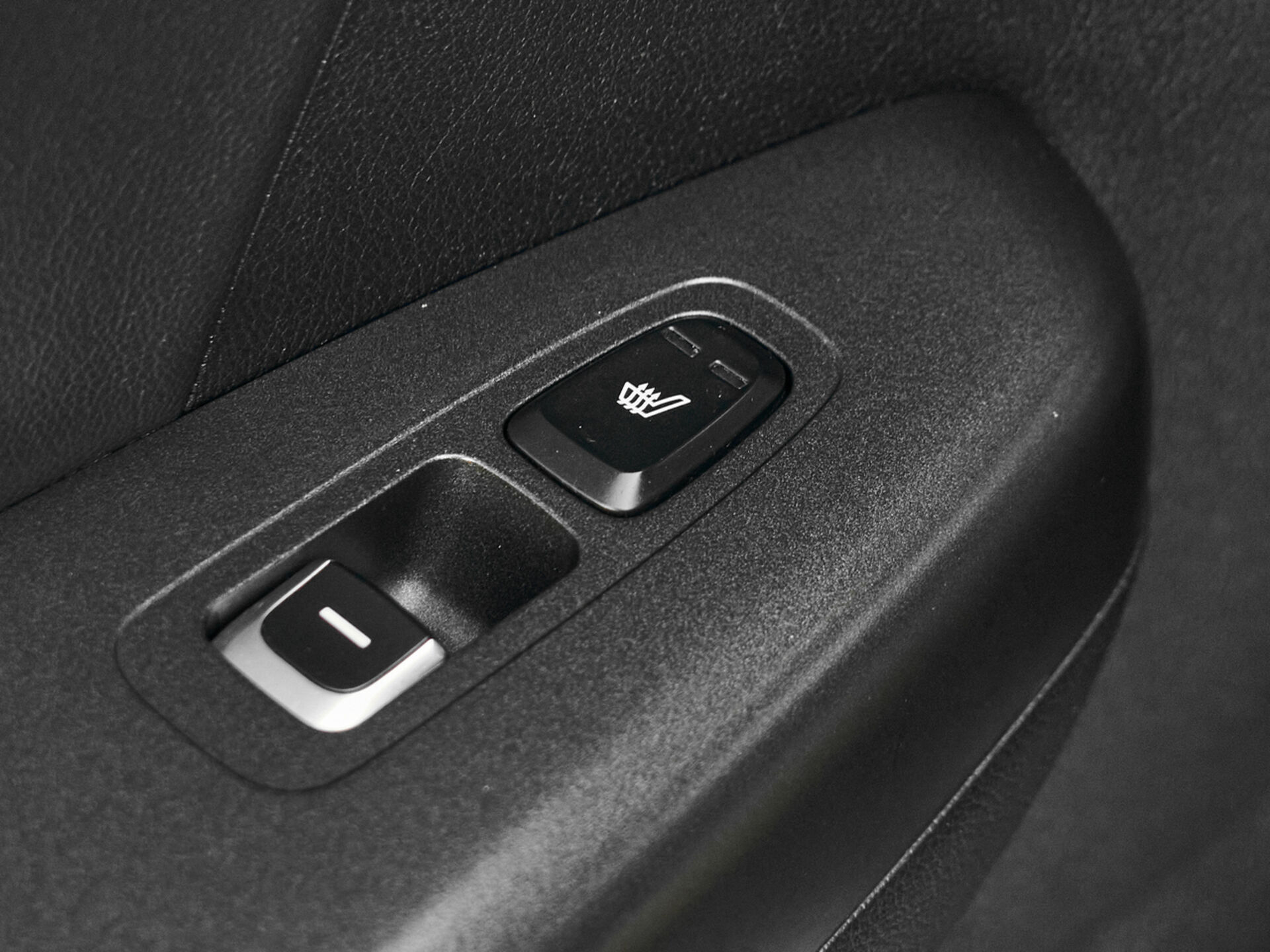 Купить Kia Sportage 2.0 AT (150 л.с.) 4WD, 2016 в Екатеренбурге