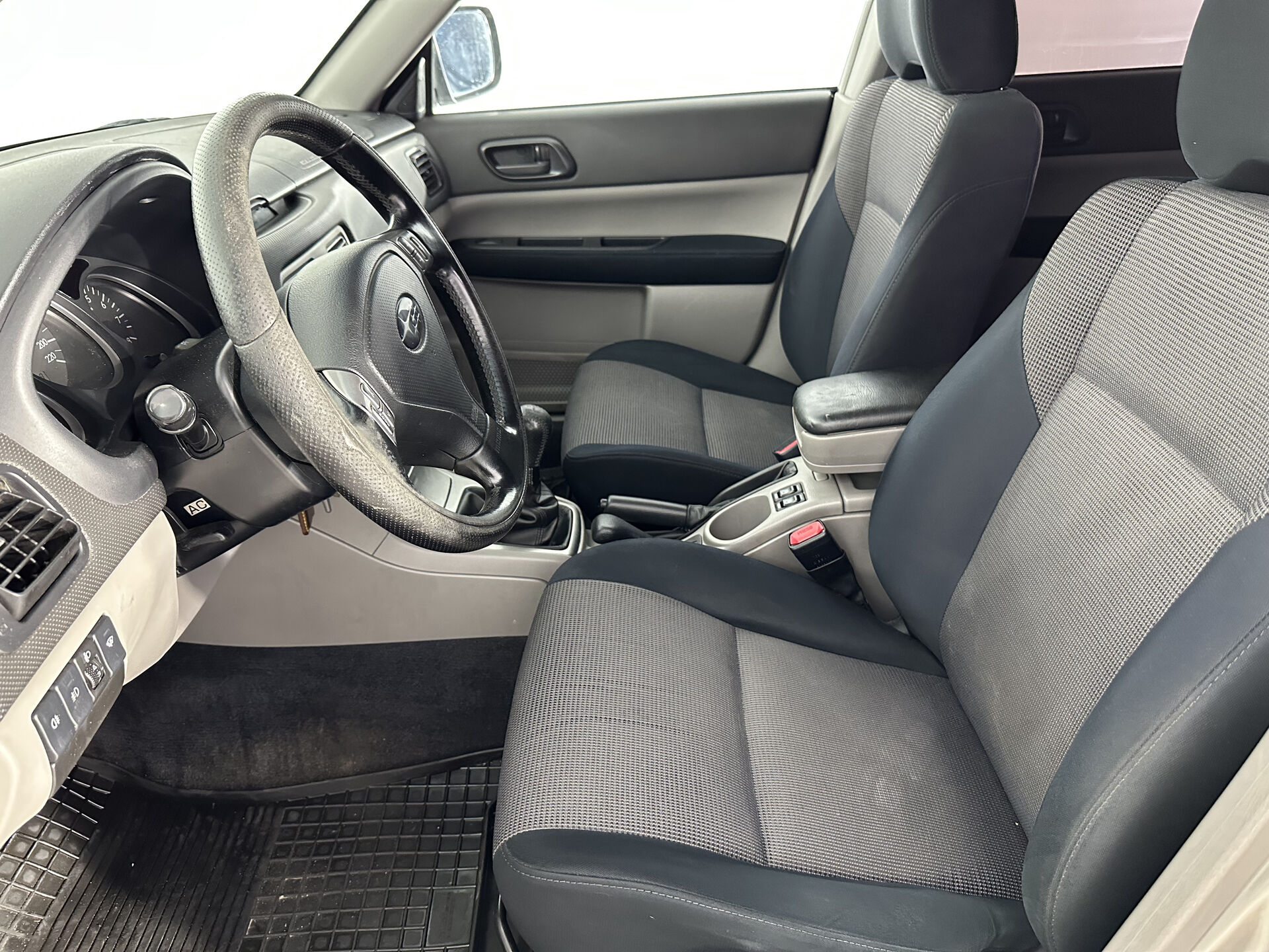 Subaru Forester None 2006 г.в., 245 000 км.