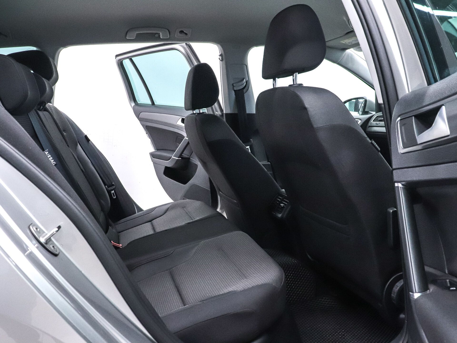 Volkswagen Golf 2017 23