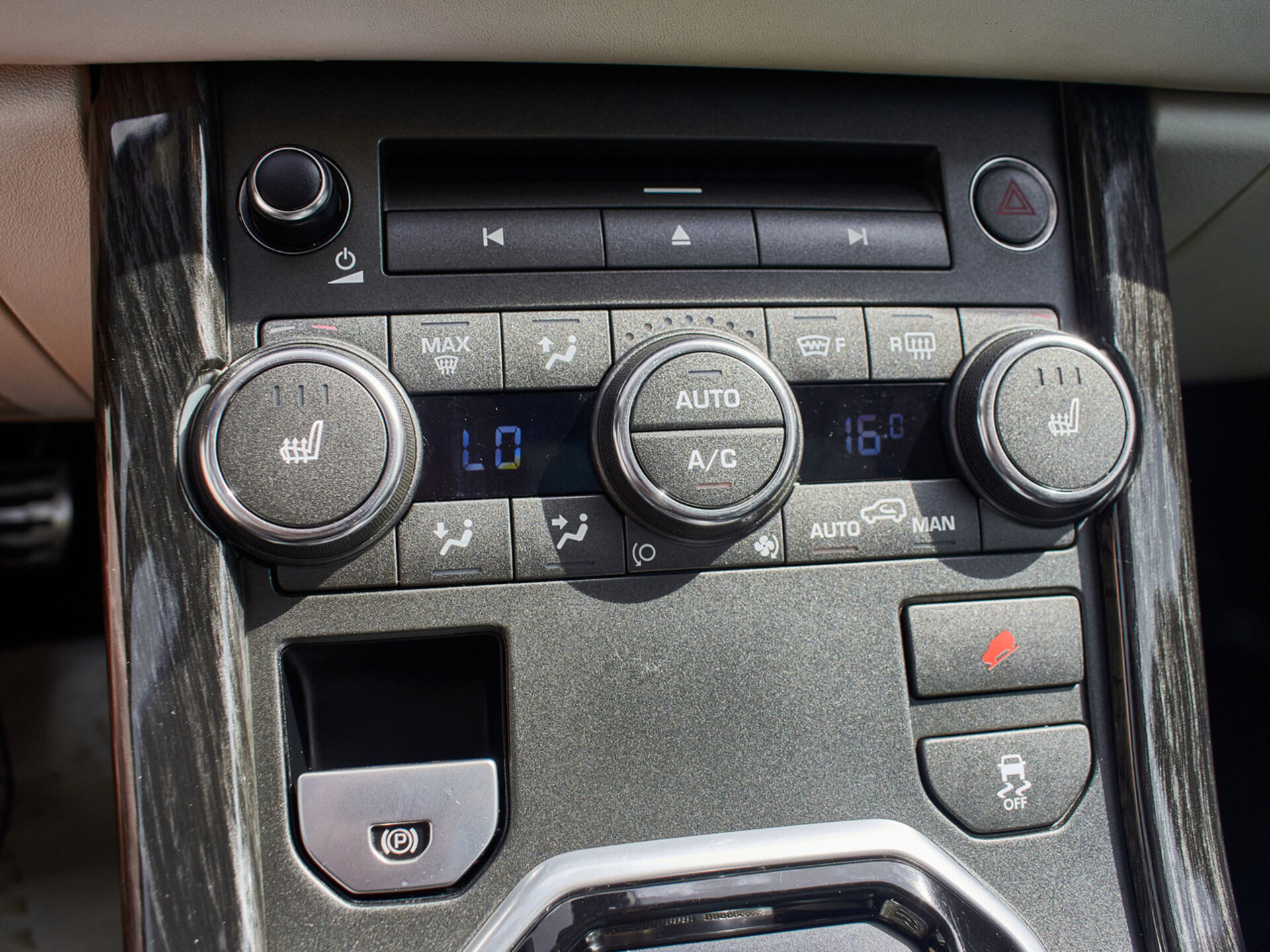 Купить Land Rover Range Rover Evoque 6-speed 2.0 AT (240 л.с.) 4WD, 2013 в Екатеренбурге