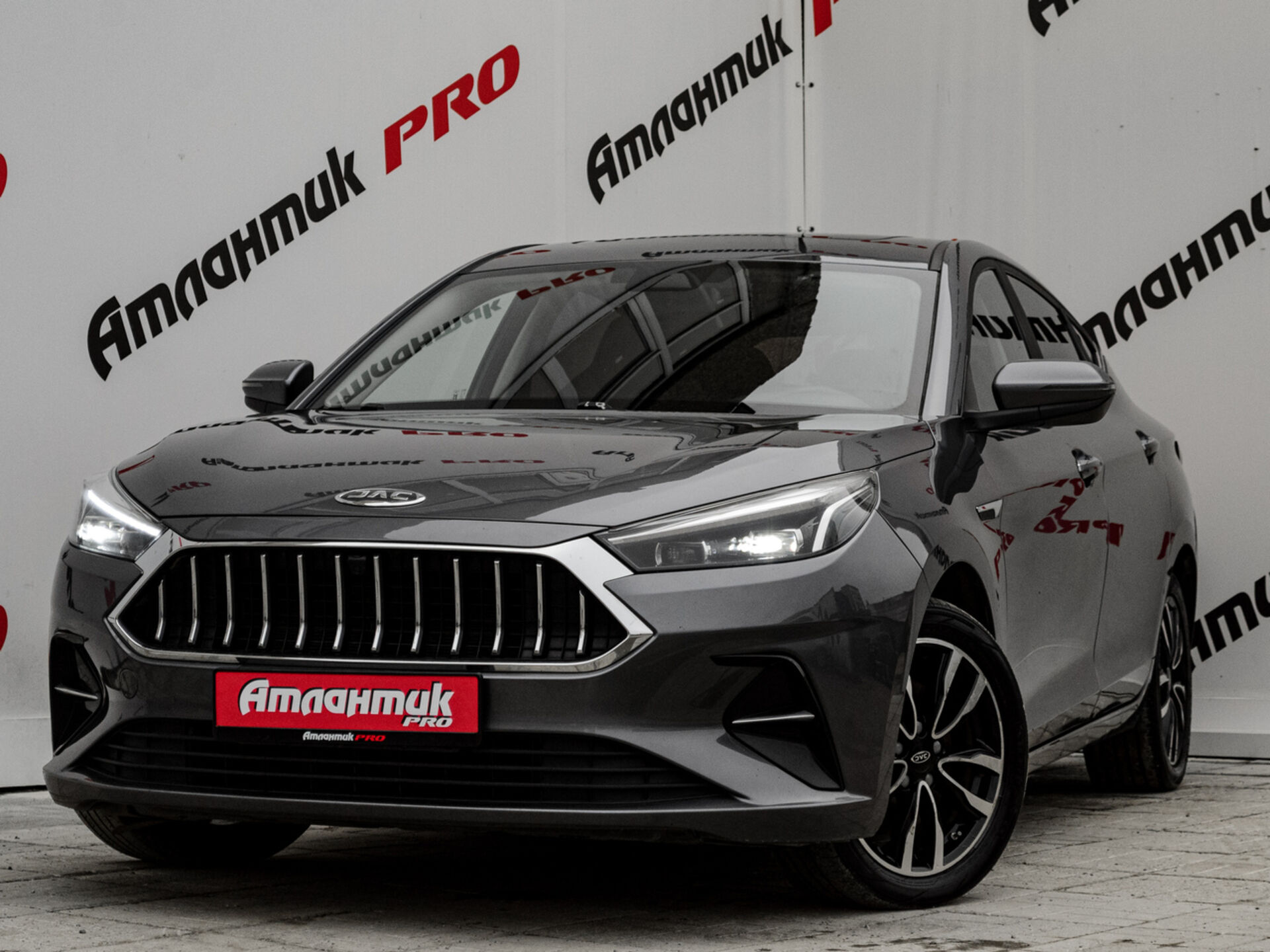 Купить JAC J7 1.5 CVT (136 л.с.), 2023 в Екатеренбурге
