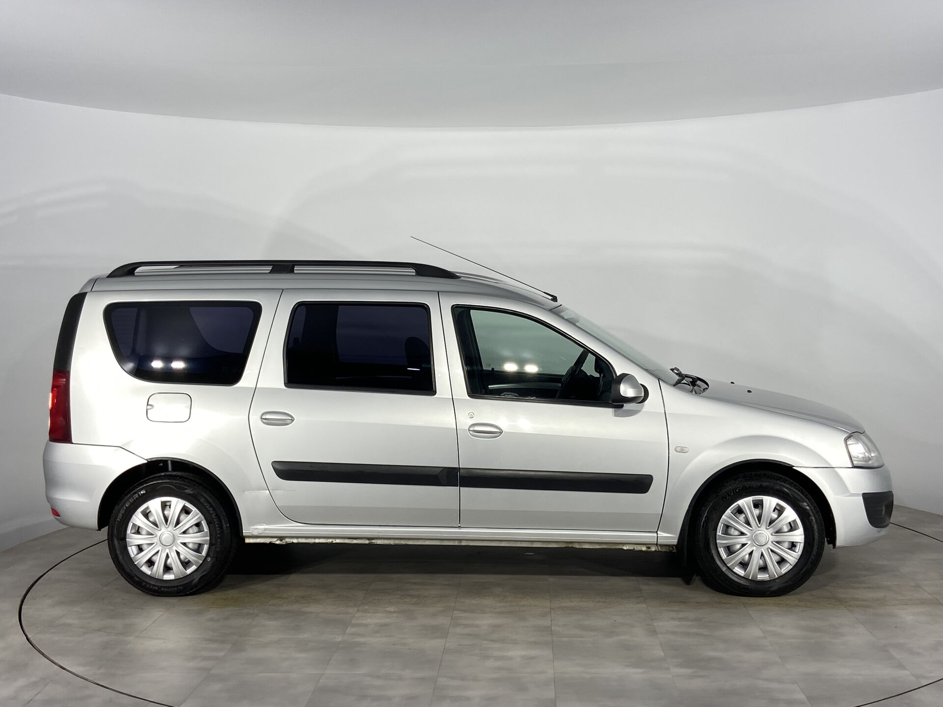Lada Largus Luxe (5 мест) (2015-2017) 2015 г.в., 237 352 км.