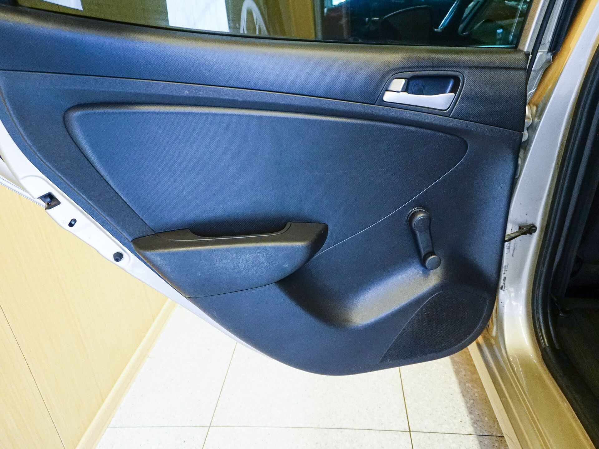 Hyundai Solaris 2012 17