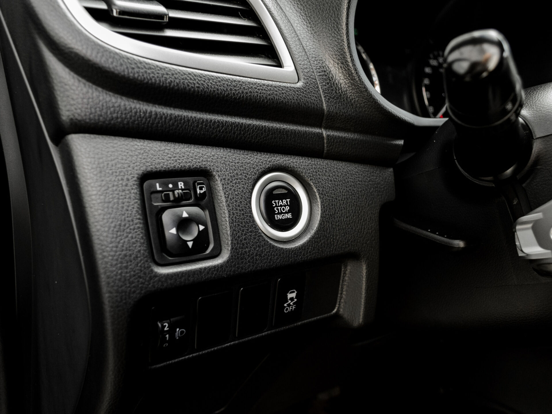 Купить Mitsubishi Pajero Sport 2.4d AT (181 л.с.) 4WD, 2018 в Екатеренбурге