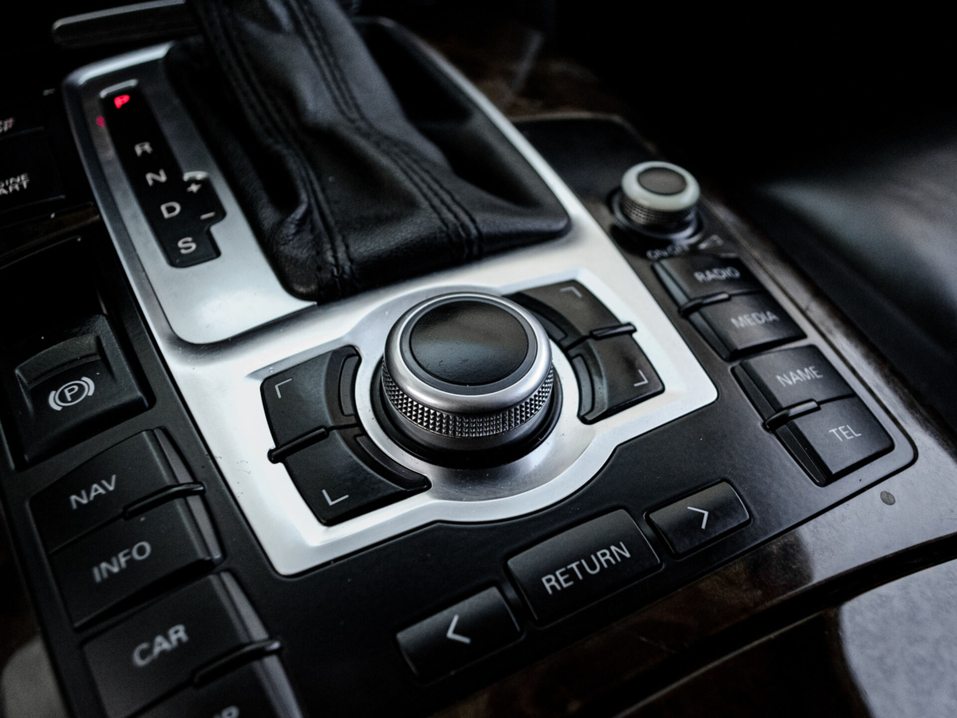 Купить Audi A6 allroad 3.1 AT (255 л.с.) 4WD, 2008 в Екатеренбурге