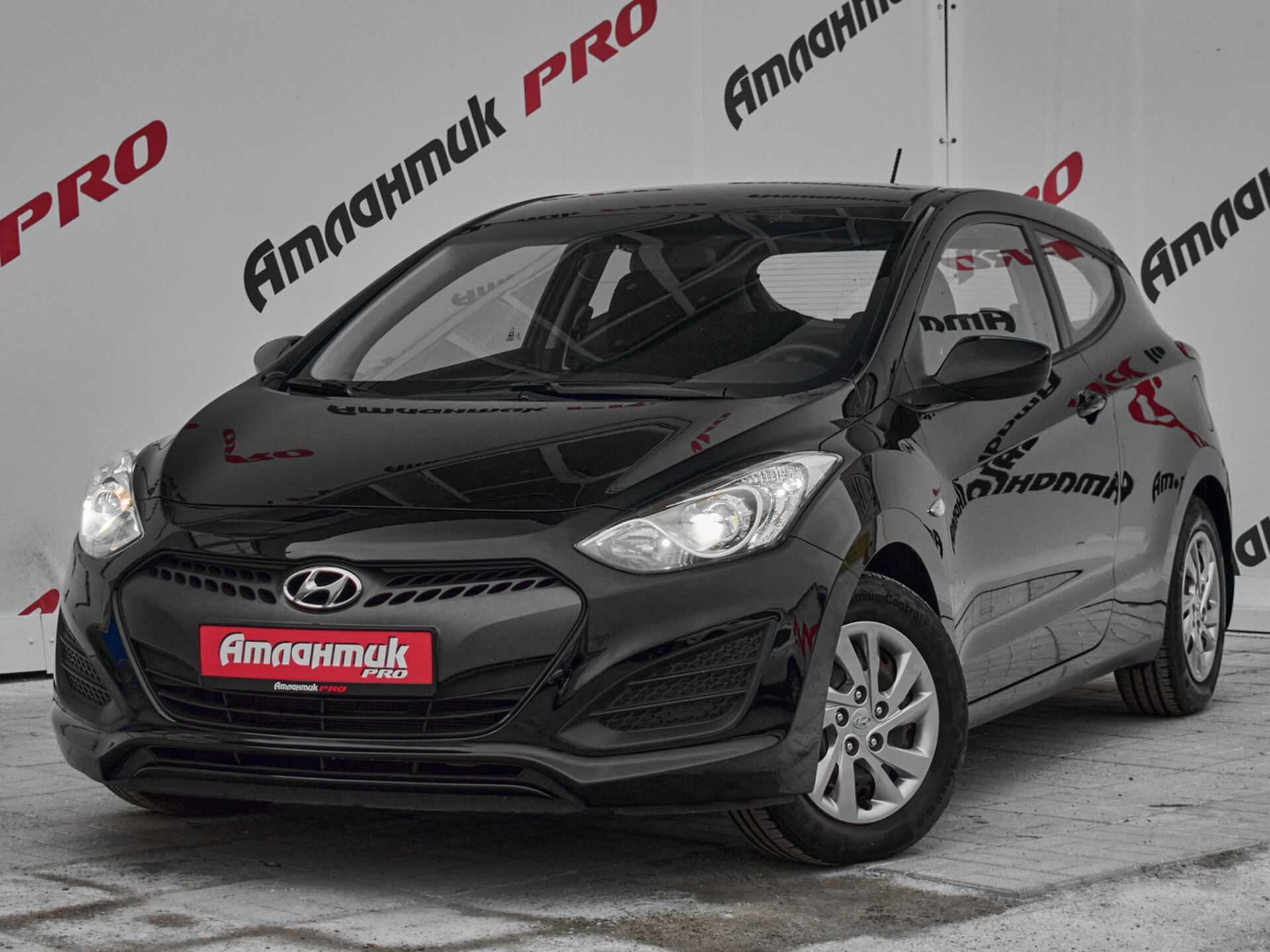 Купить Hyundai i30 1.4 MT (100 л.с.), 2013 в Екатеренбурге