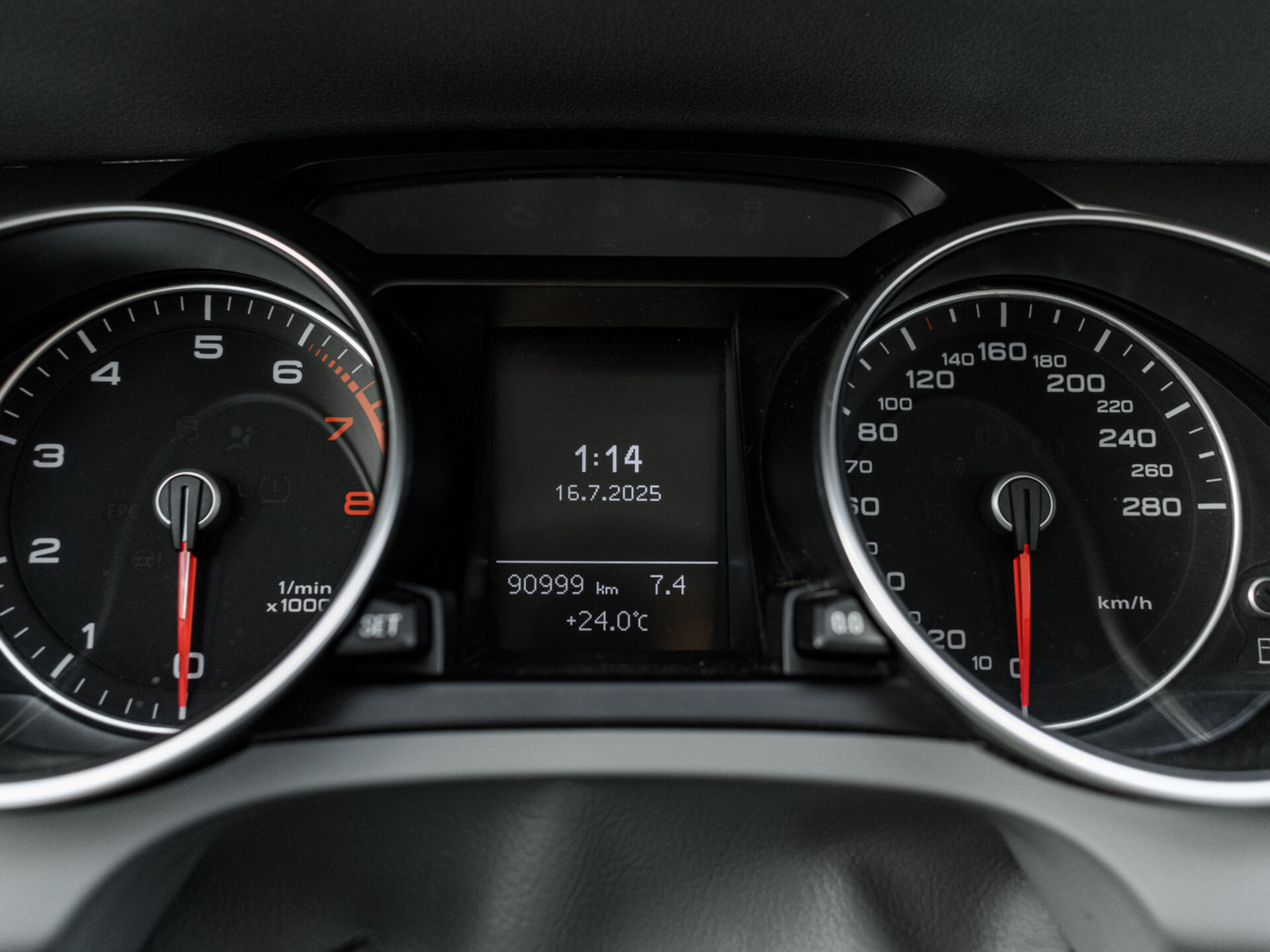 Купить Audi A5 2.0 AMT (225 л.с.) 4WD, 2013 в Екатеренбурге