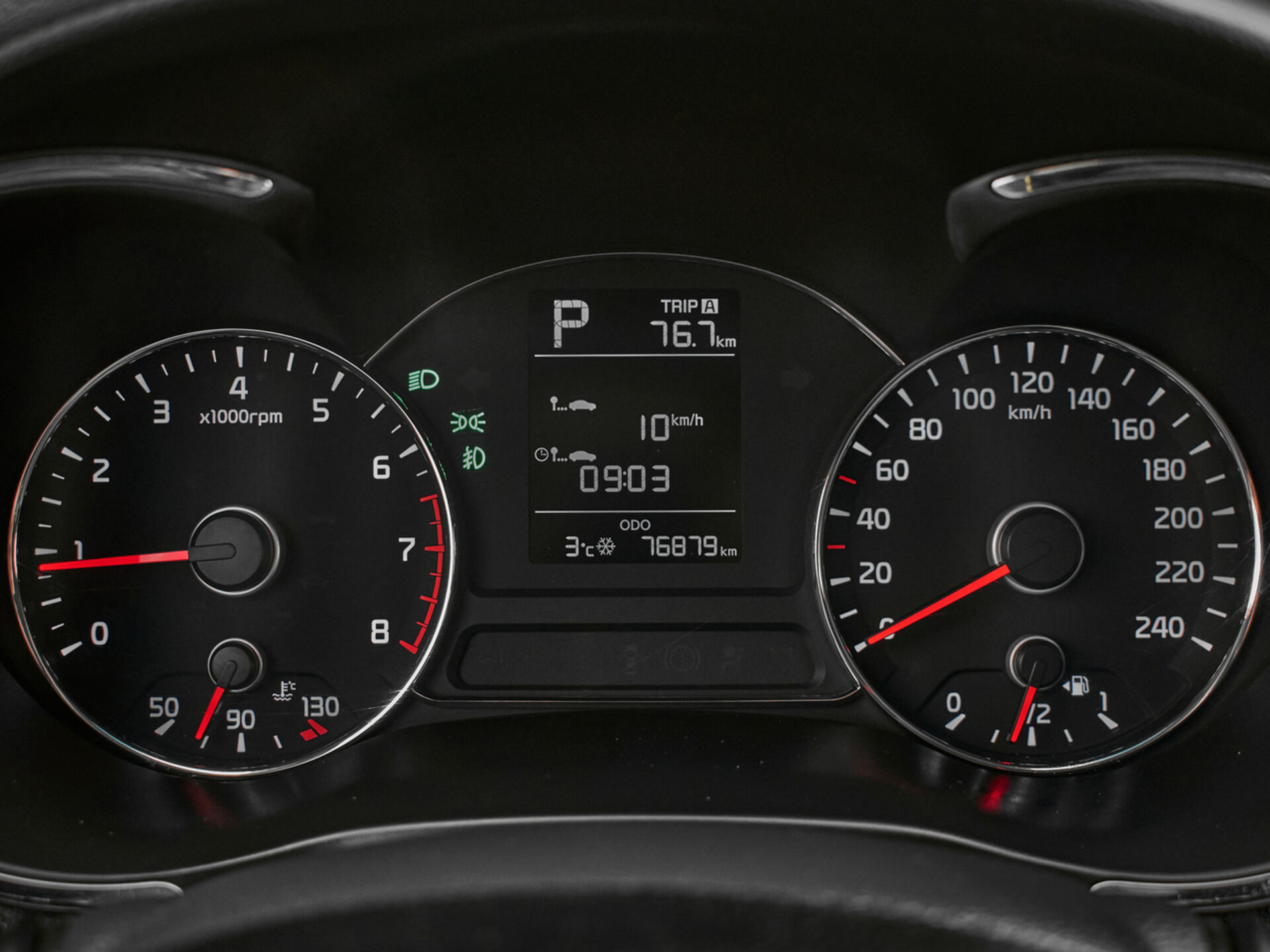 Купить Kia Cerato 1.6 AT (130 л.с.), 2017 в Екатеренбурге