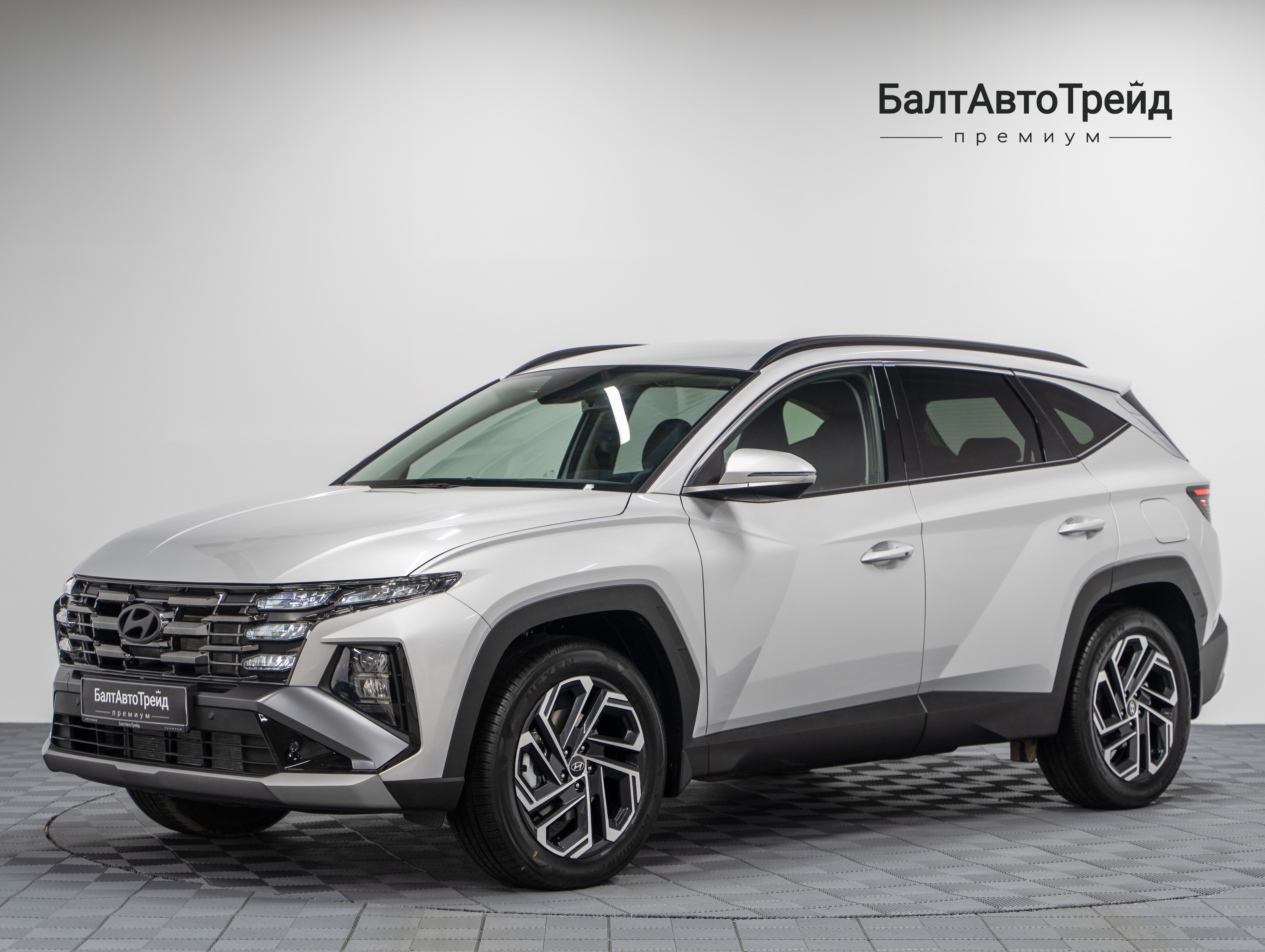 Автомобиль Hyundai Tucson 2.0 AT (150 л.с.) 4WD - 1