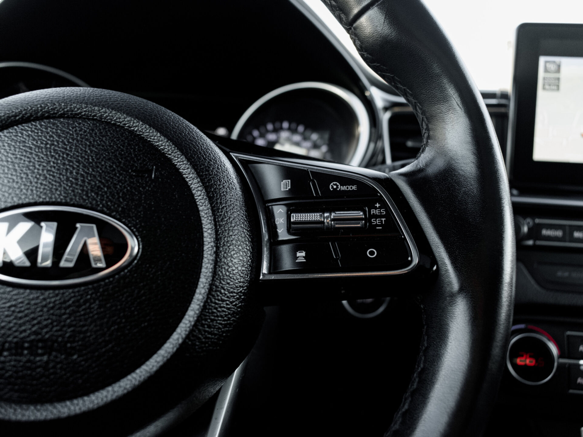 Купить Kia Ceed 1.4 AMT (140 л.с.), 2018 в Екатеренбурге