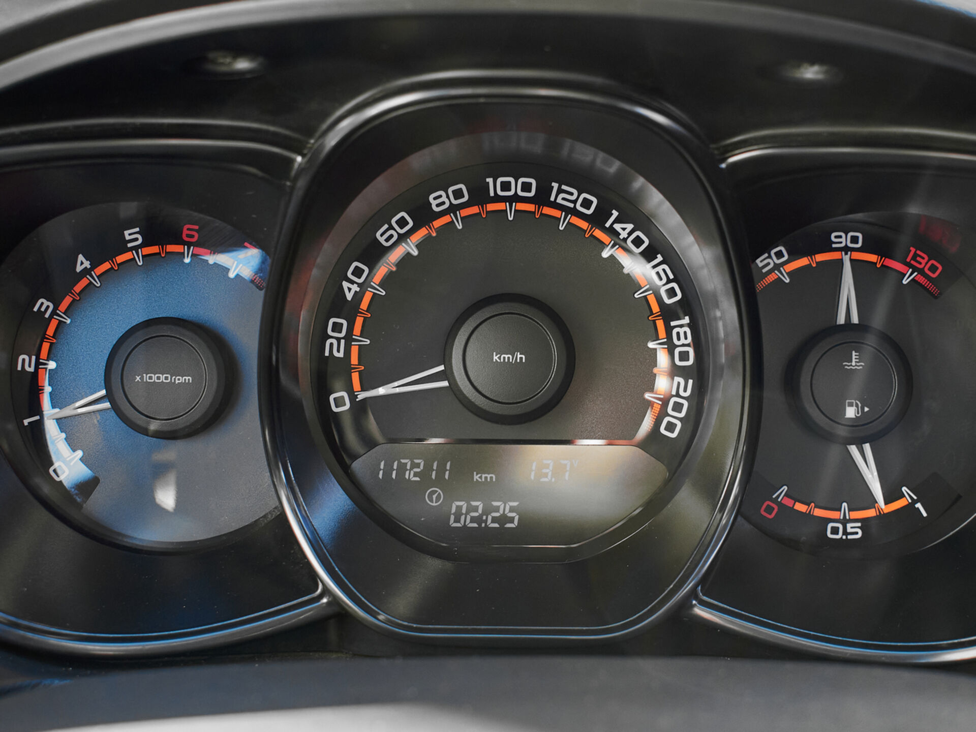 Купить Lada (ВАЗ) Vesta 1.6 MT (106 л.с.), 2020 в Екатеренбурге