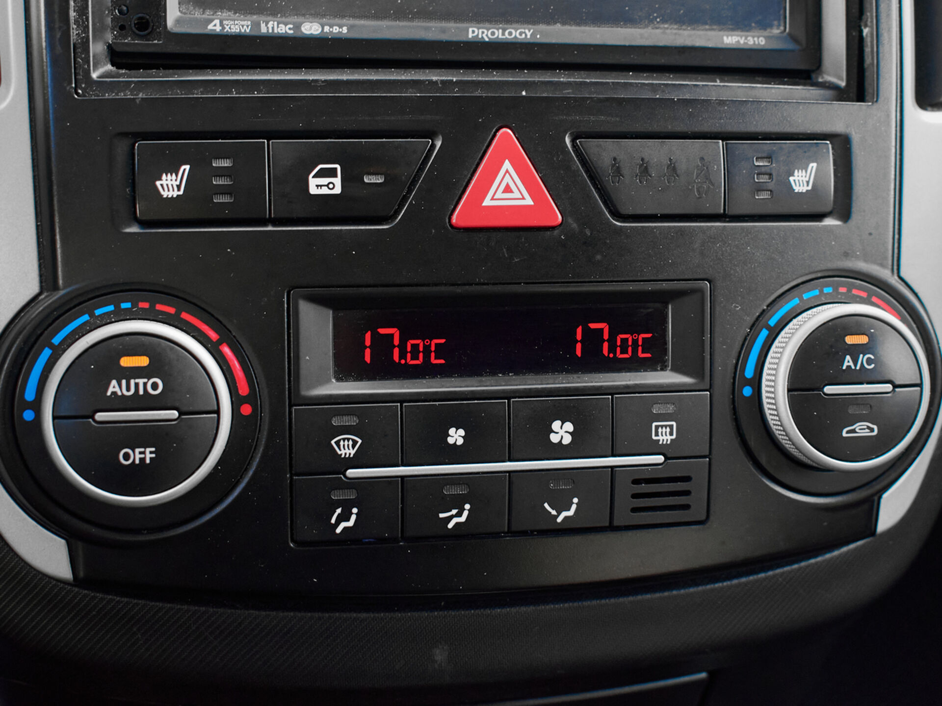 Купить Kia Ceed 1.6 MT (125 л.с.), 2011 в Екатеренбурге