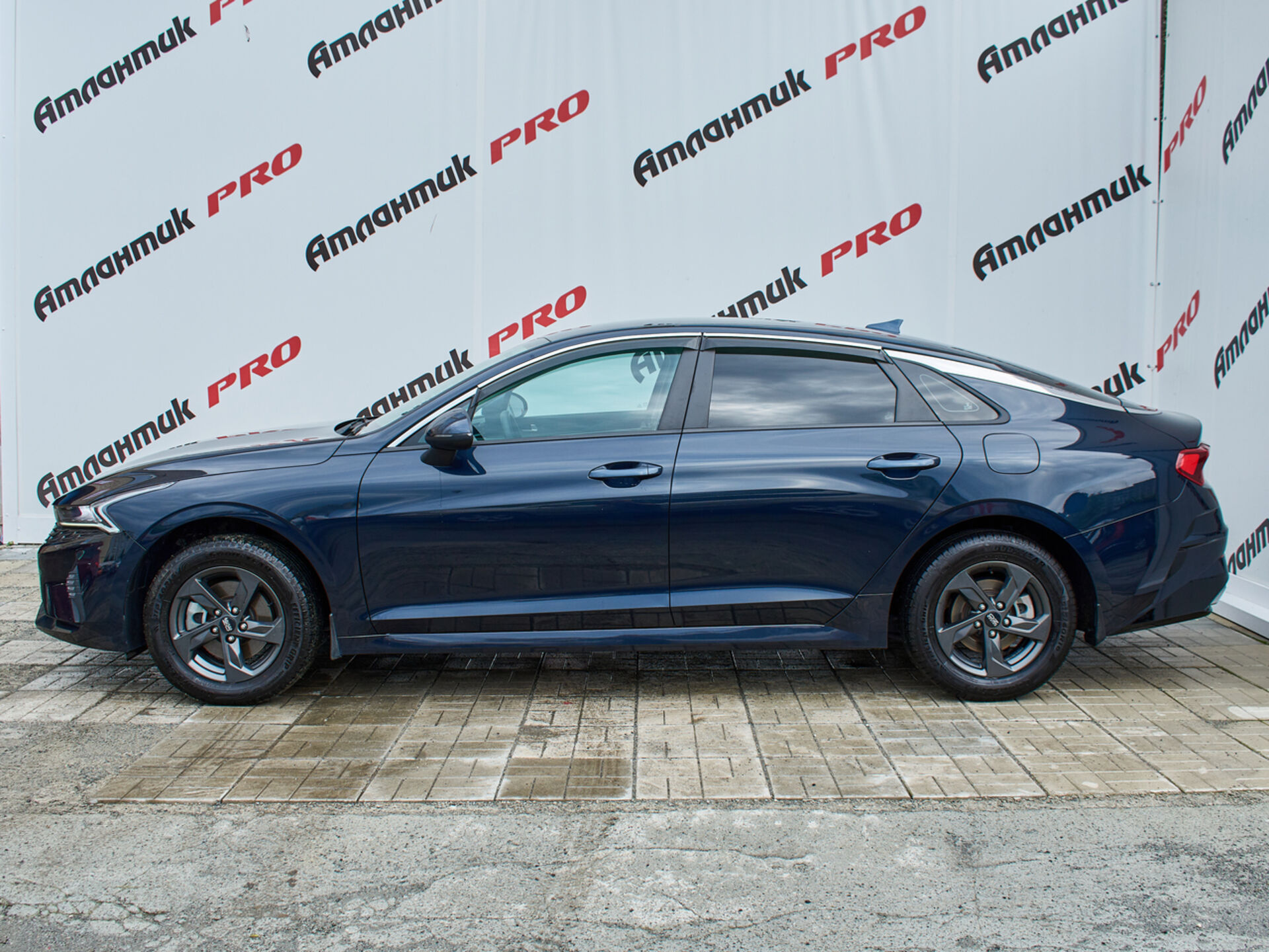 Купить Kia K5 2.0 AT (150 л.с.), 2021 в Екатеренбурге