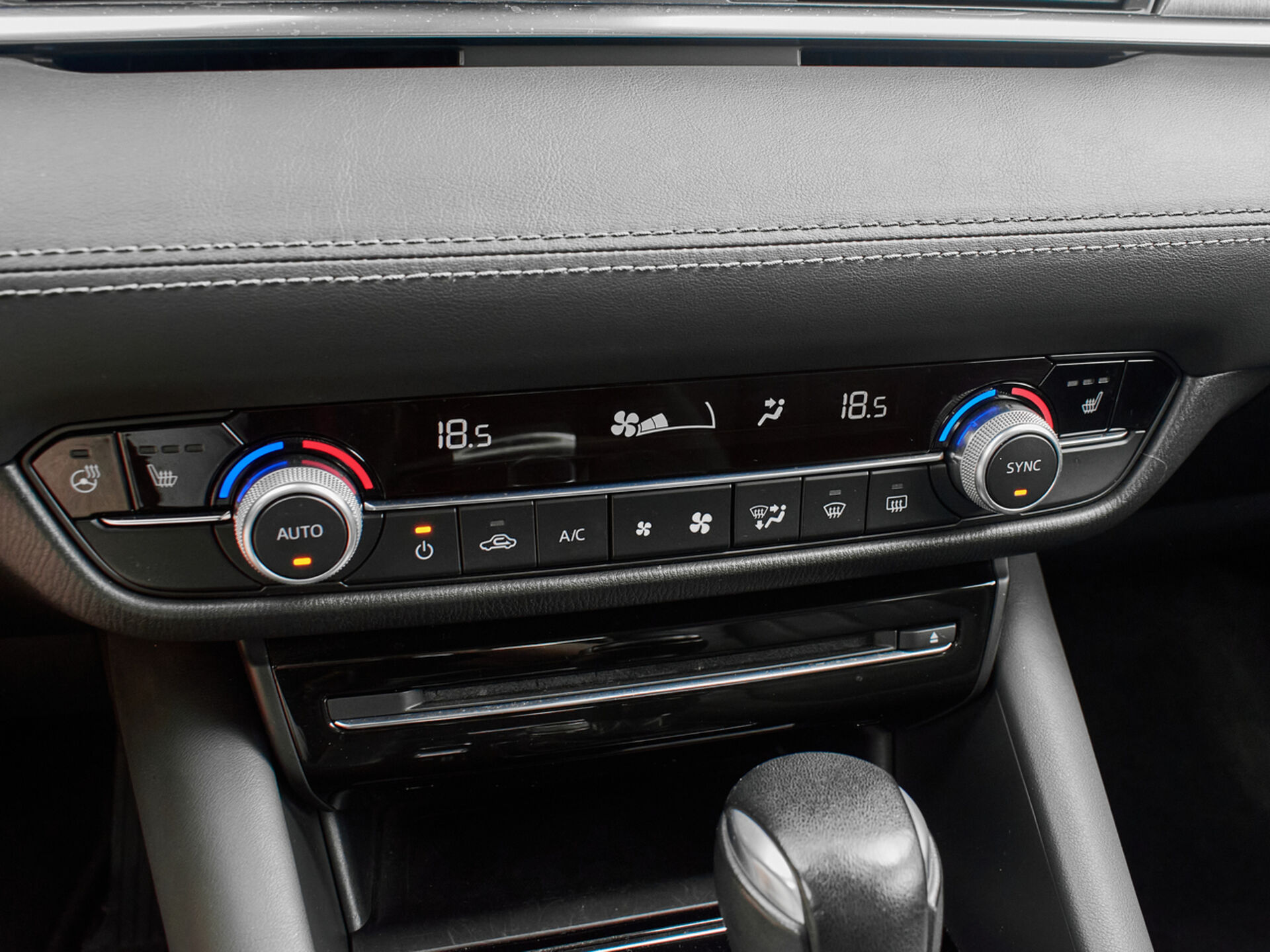 Купить Mazda 6 2.5 AT (194 л.с.), 2020 в Екатеренбурге