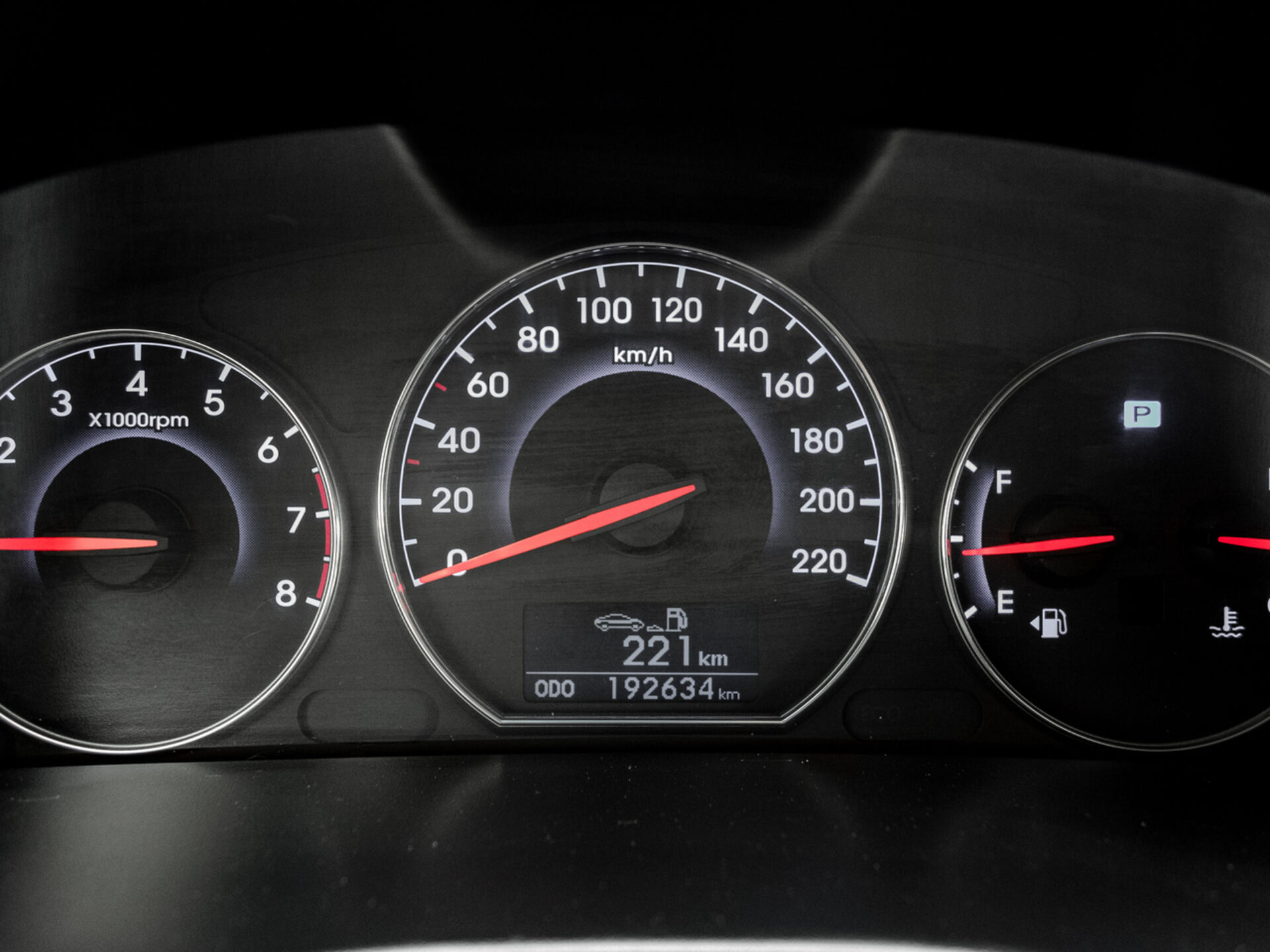Купить Hyundai Santa Fe 2.4 AT (174 л.с.) 4WD, 2011 в Екатеренбурге