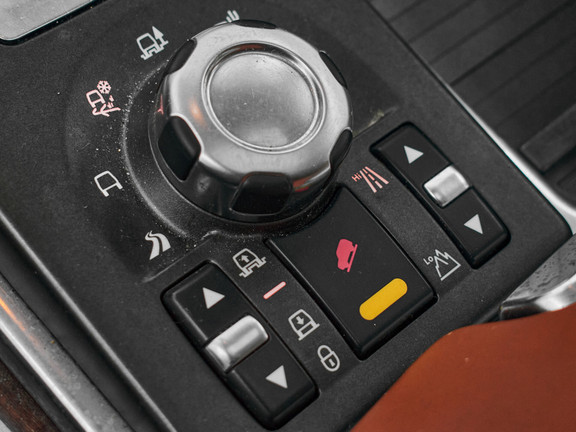 Купить Land Rover Range Rover Sport 3.6d AT (272 л.с.) 4WD, 2010 в Екатеренбурге