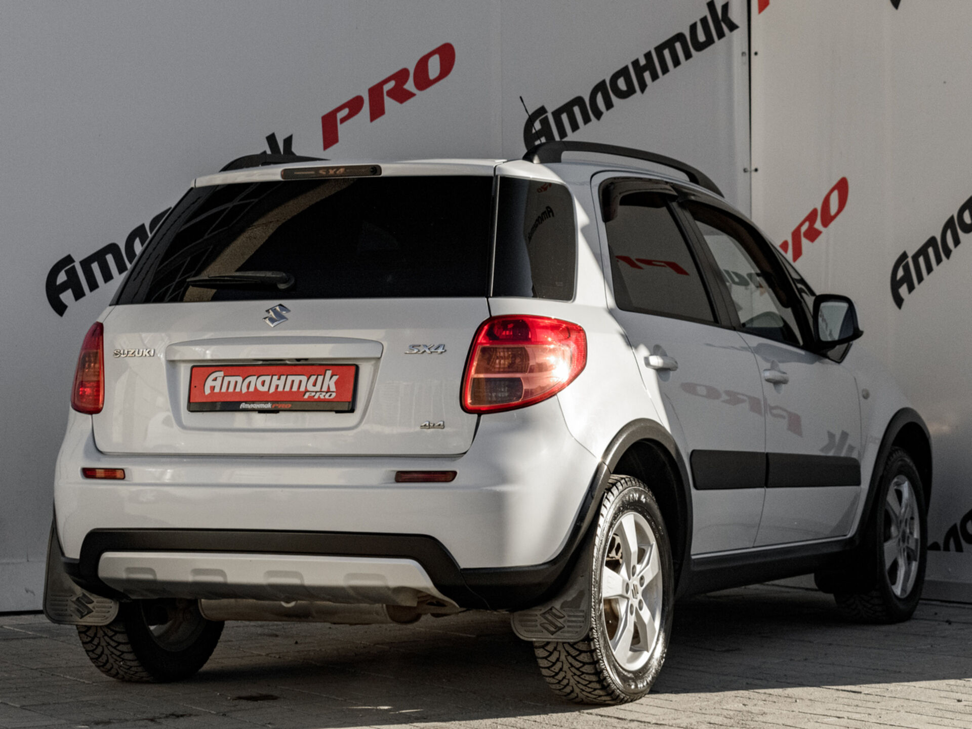 Купить Suzuki SX4 1.6 AT (112 л.с.) 4WD, 2013 в Екатеренбурге